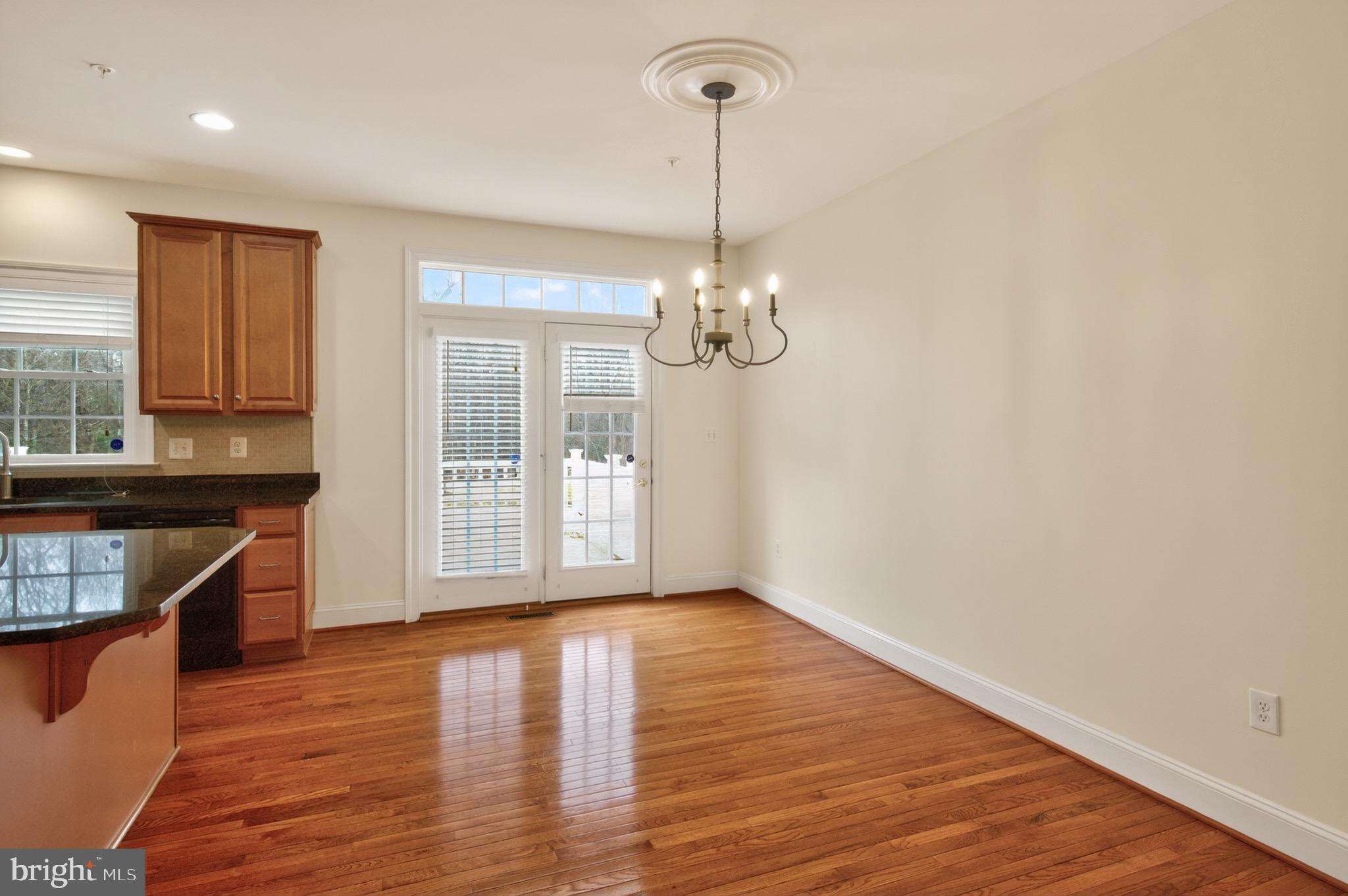 548 DEEP CREEK VIEW
