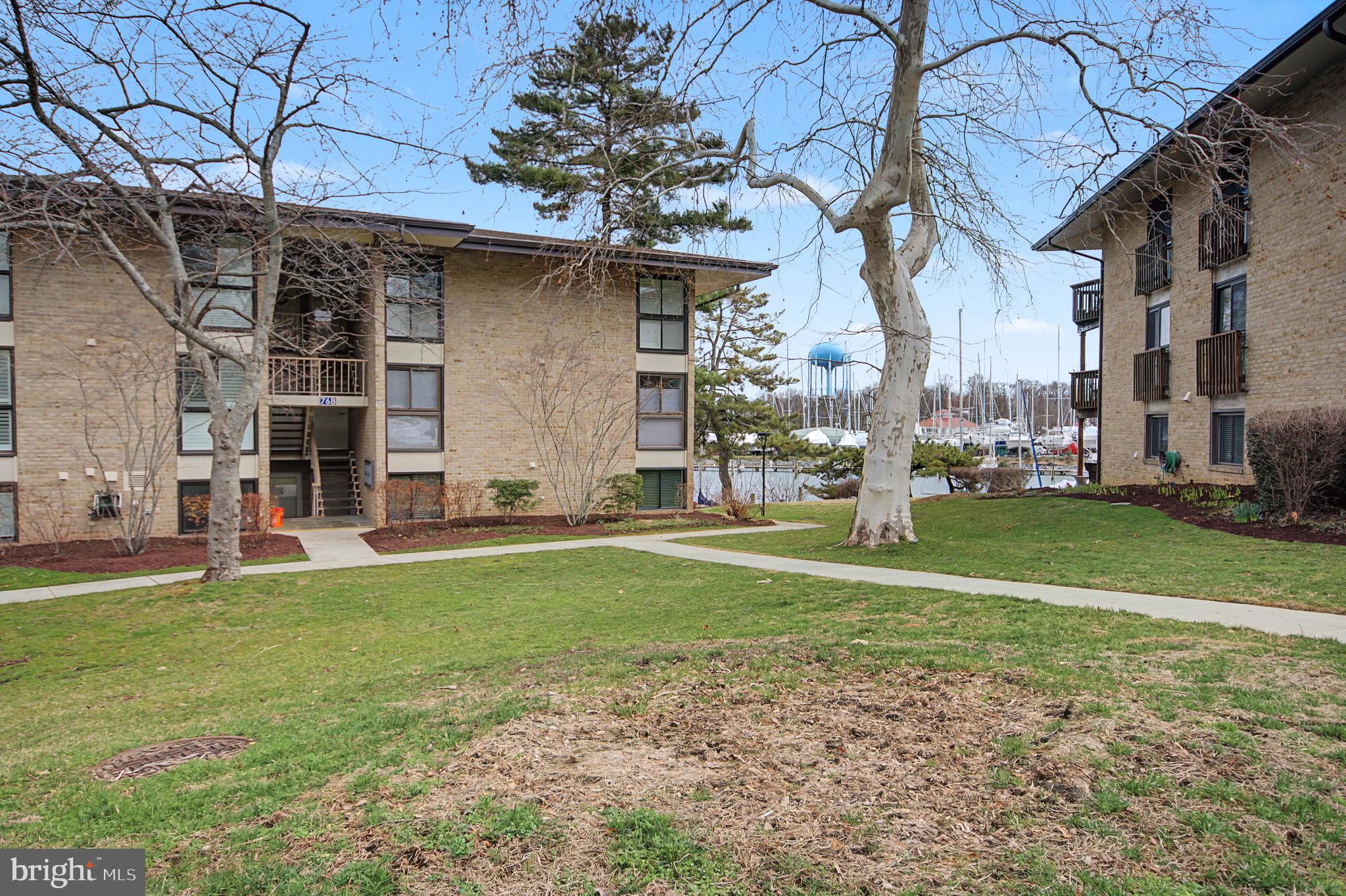 768 FAIRVIEW AVENUE B 768 B