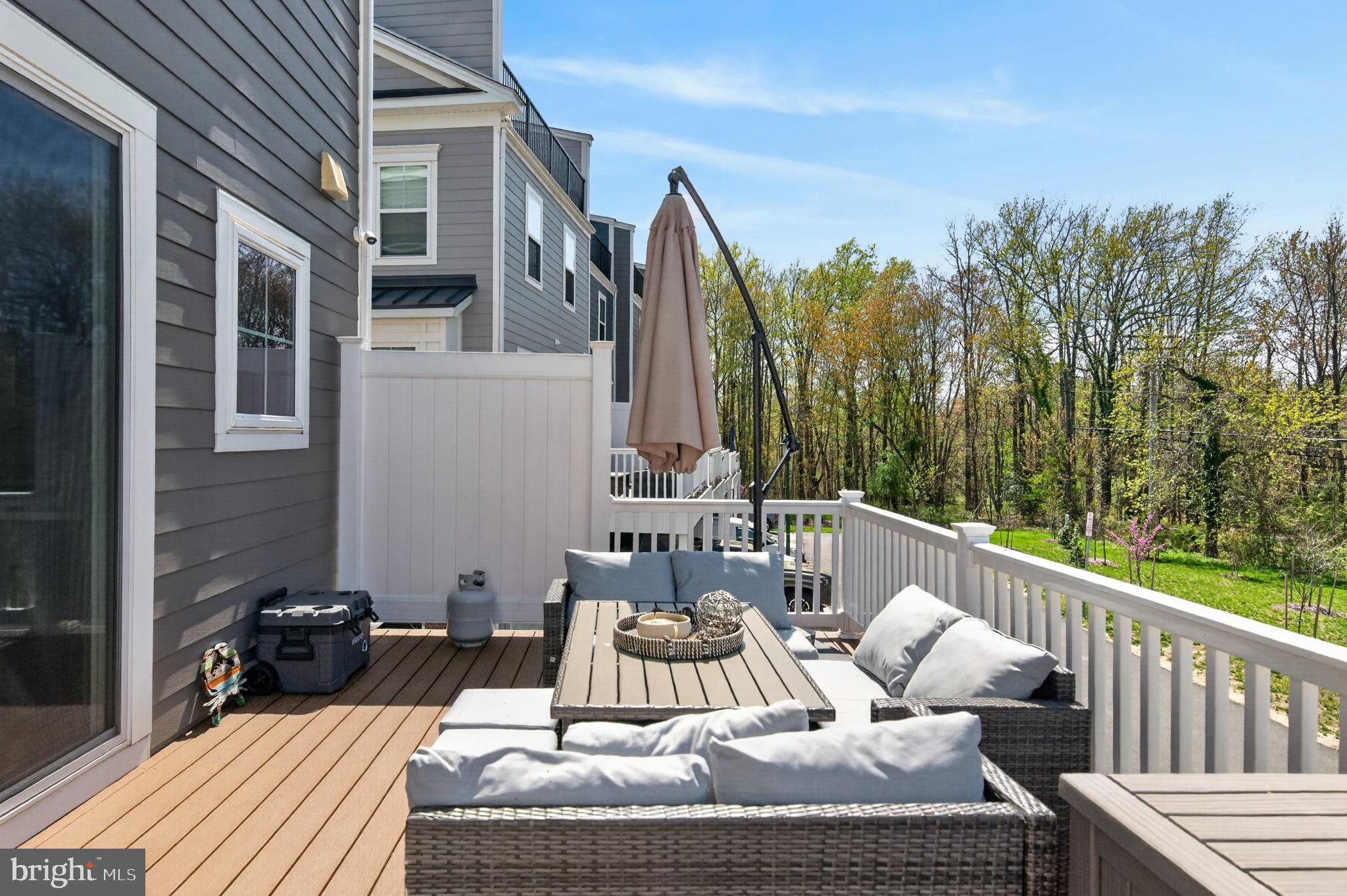 118 TREBLIS WAY