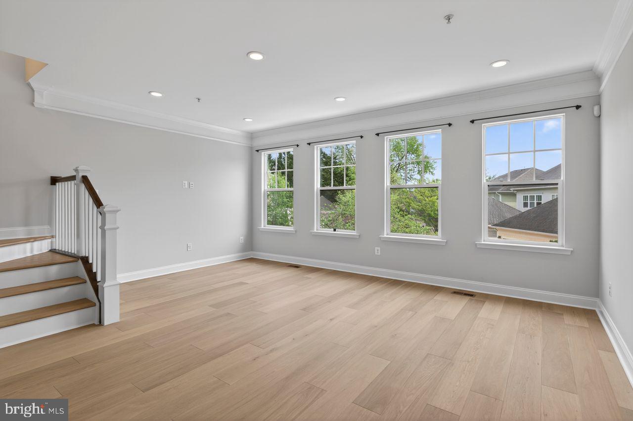 89 SOUTHGATE AVENUE