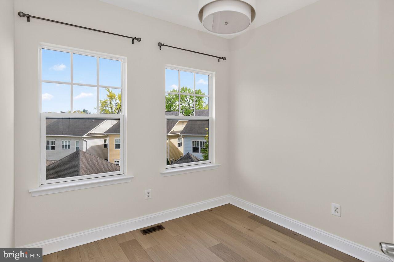 89 SOUTHGATE AVENUE