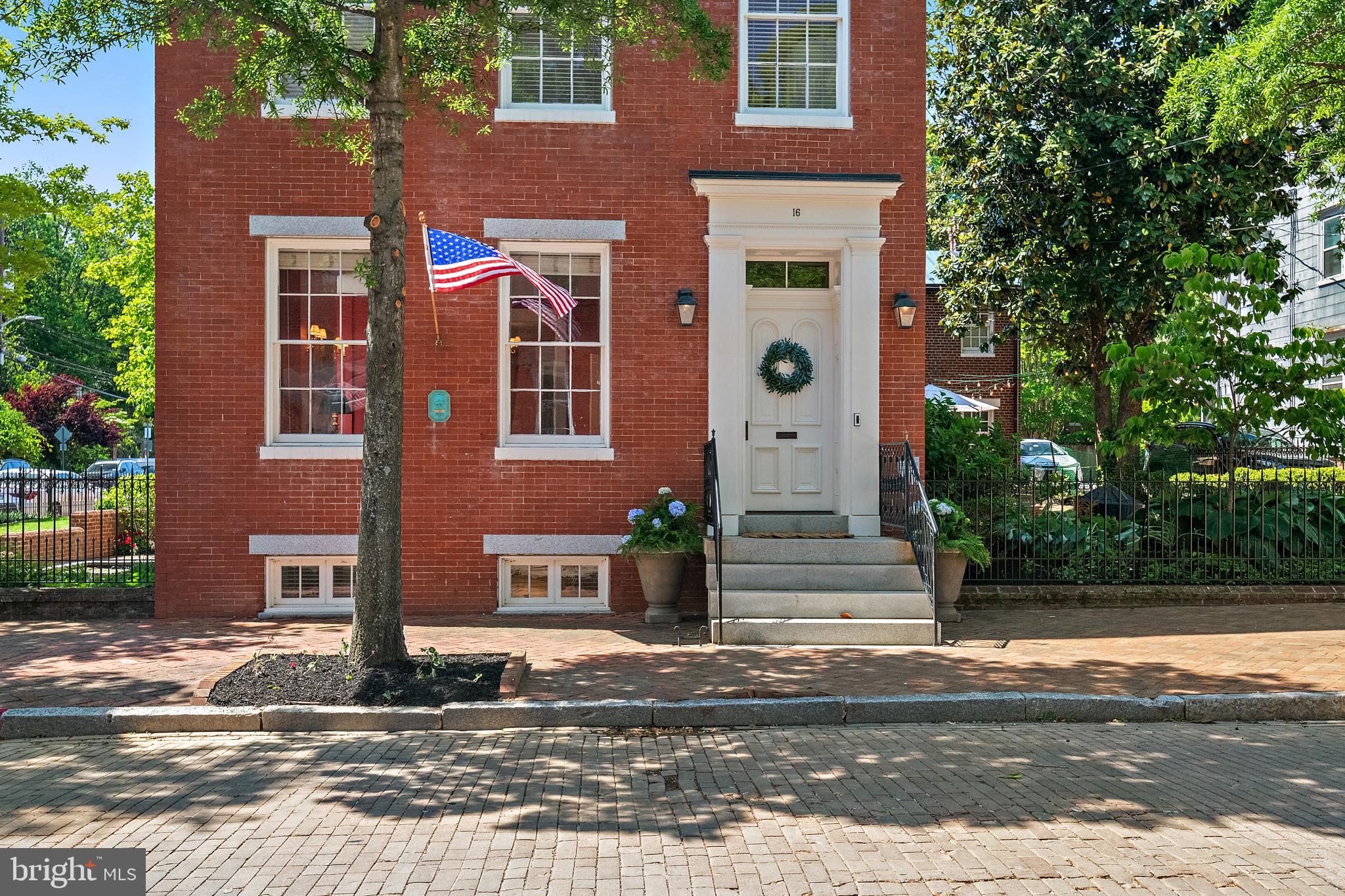 16 MARYLAND AVENUE