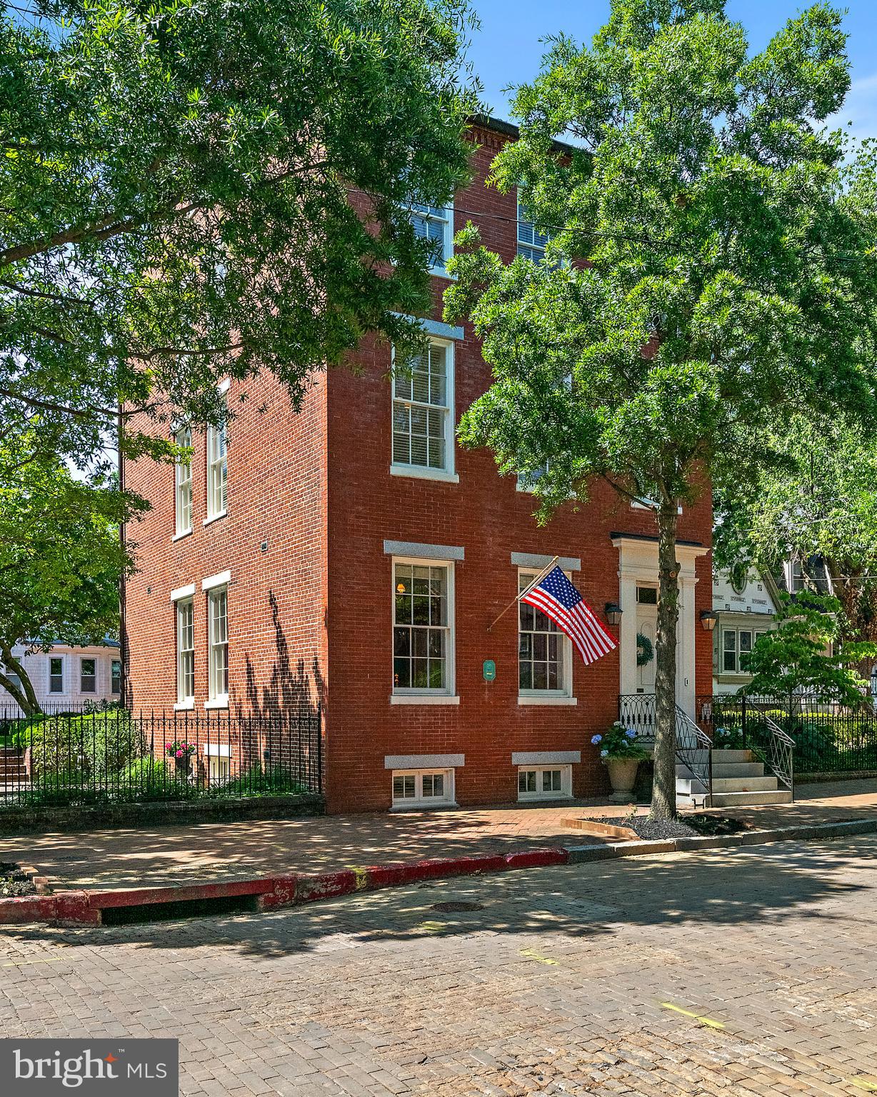 16 MARYLAND AVENUE