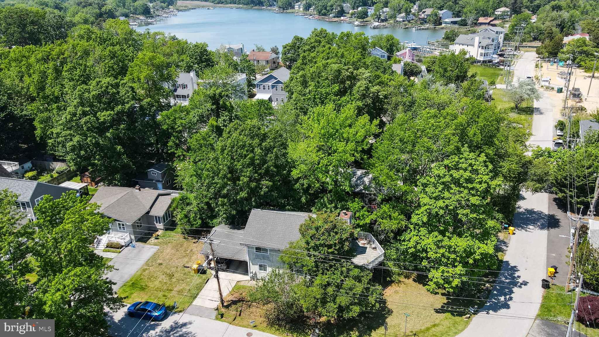 3328 SHORE DRIVE