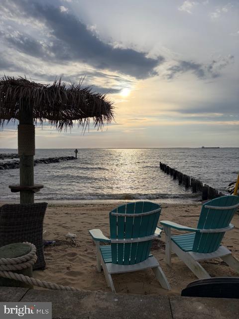 3328 SHORE DRIVE