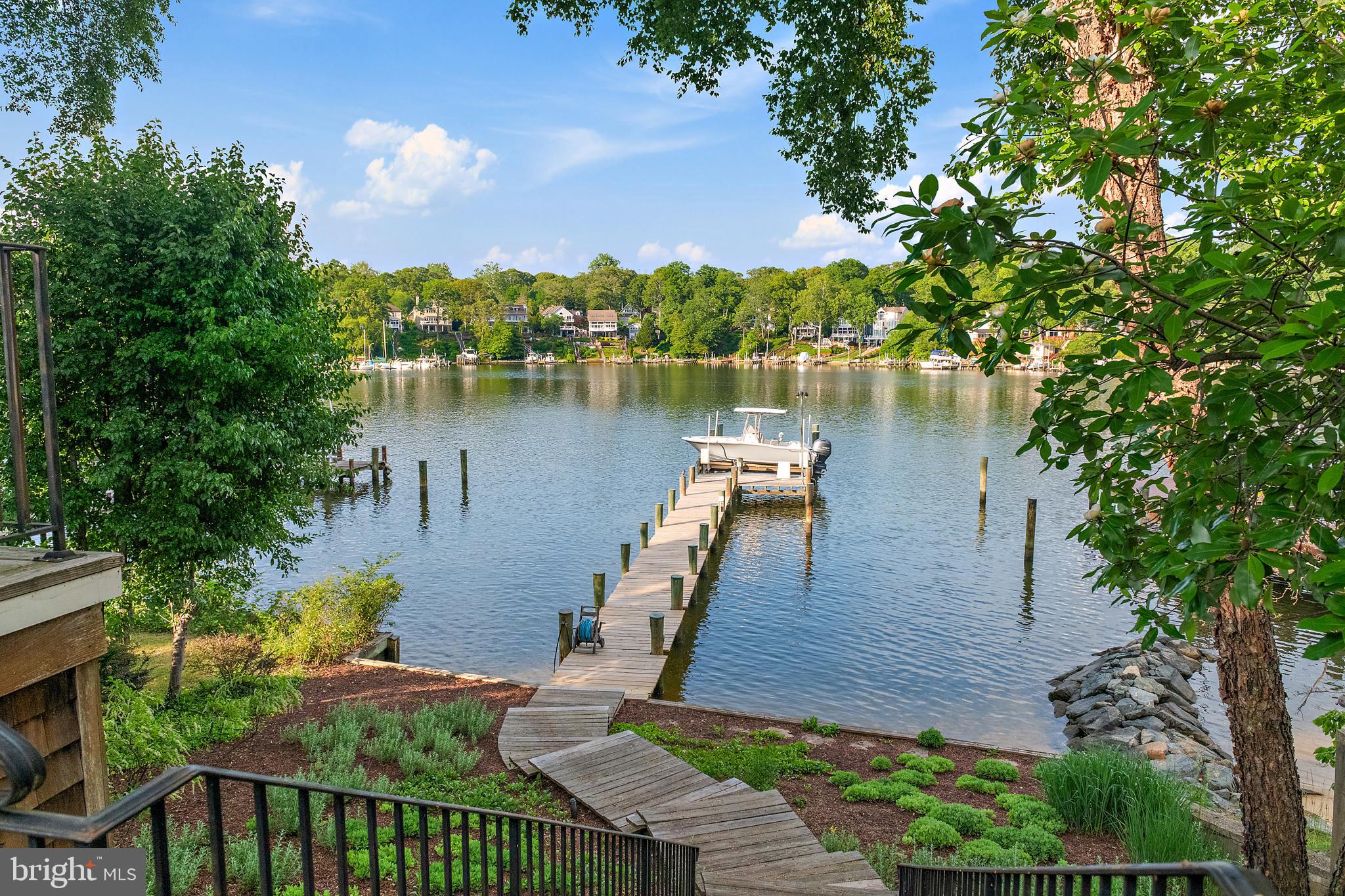 1210 SEVERNVIEW DRIVE