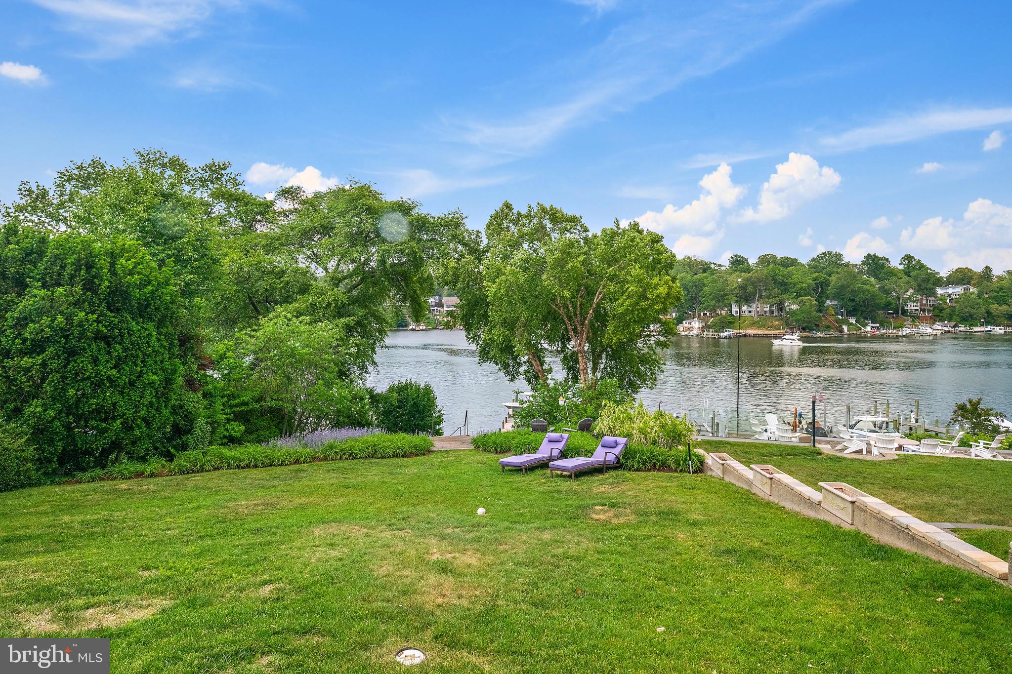 1210 SEVERNVIEW DRIVE