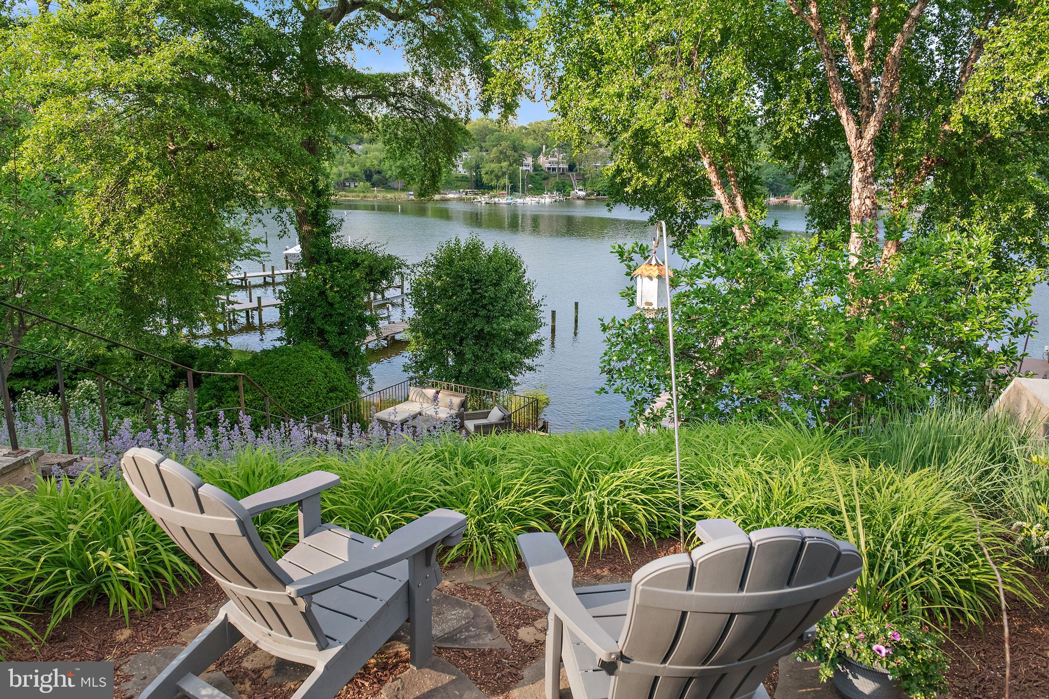 1210 SEVERNVIEW DRIVE