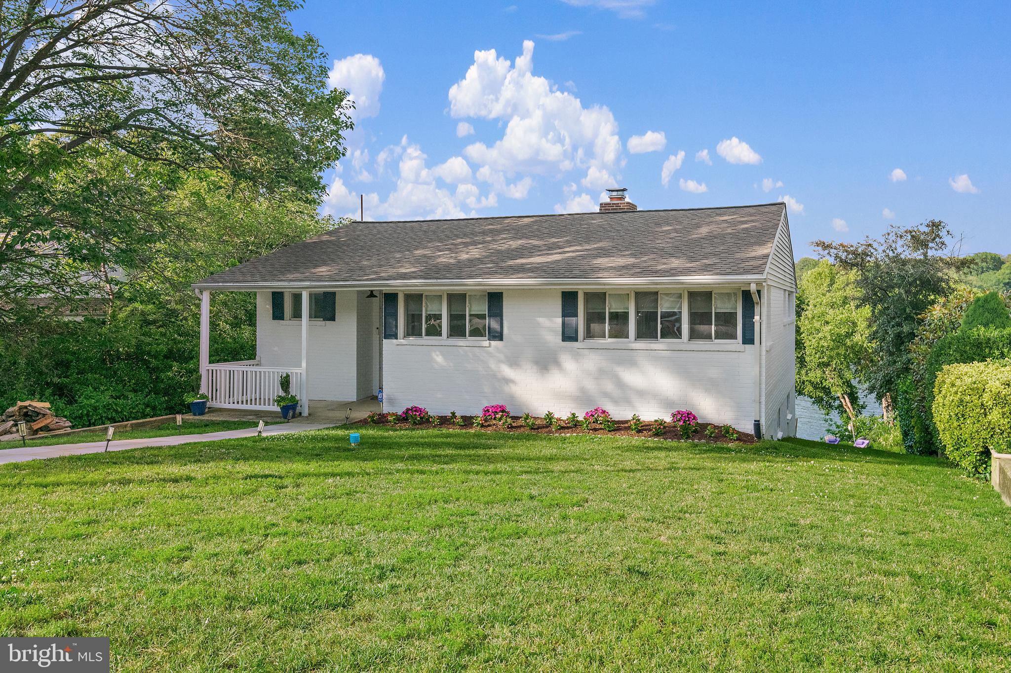 1210 SEVERNVIEW DRIVE