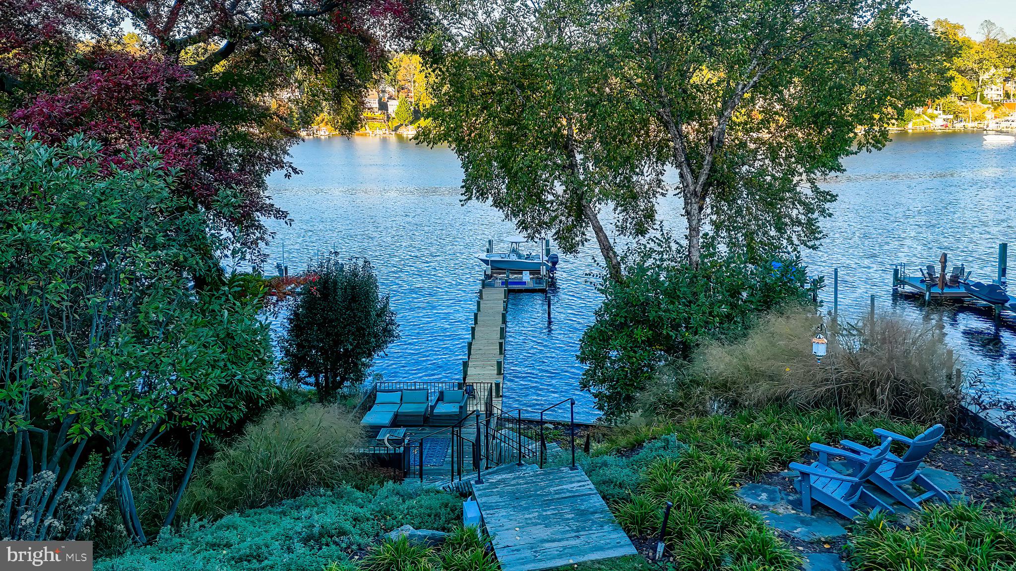 1210 SEVERNVIEW DRIVE