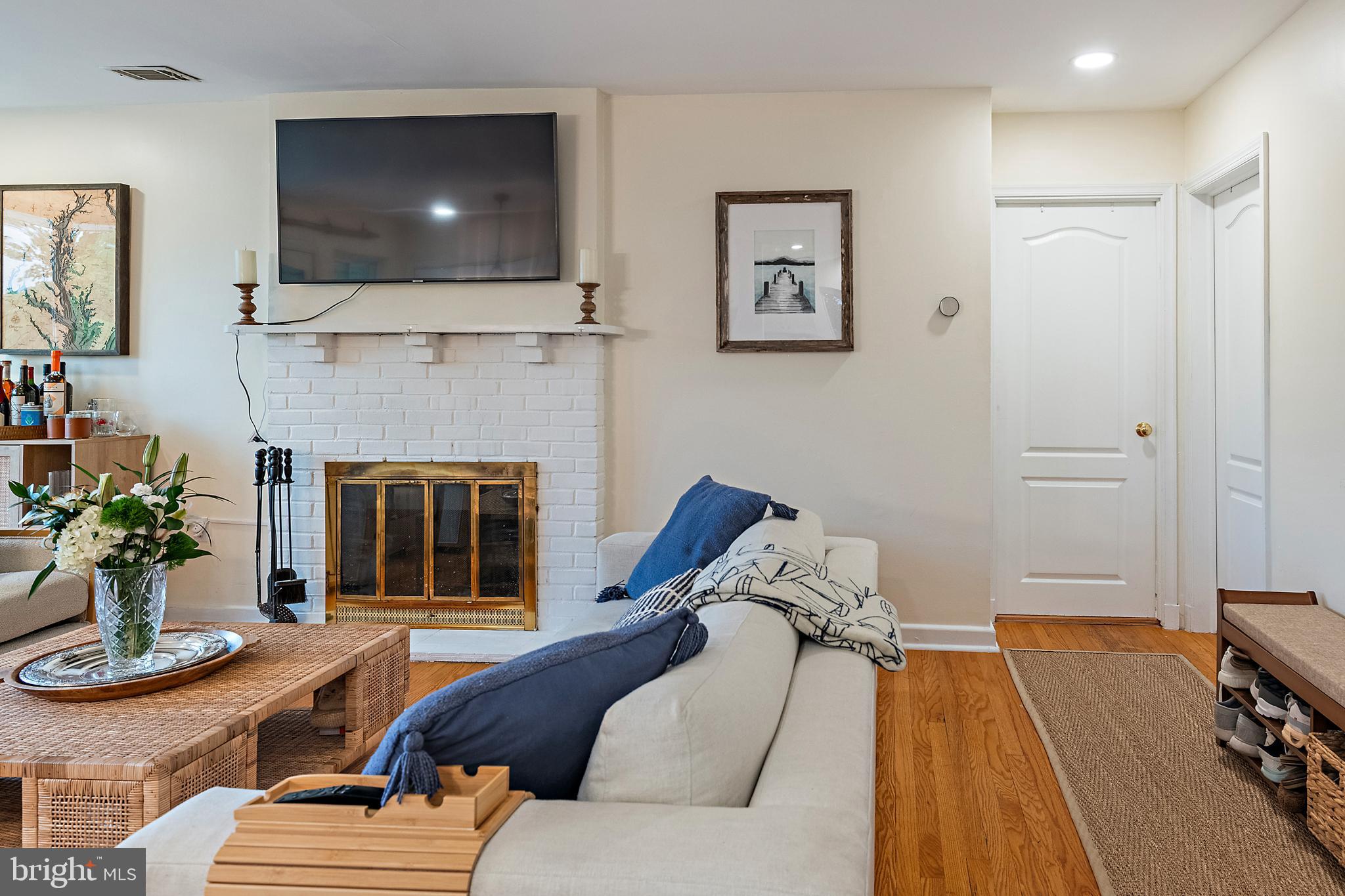 1210 SEVERNVIEW DRIVE