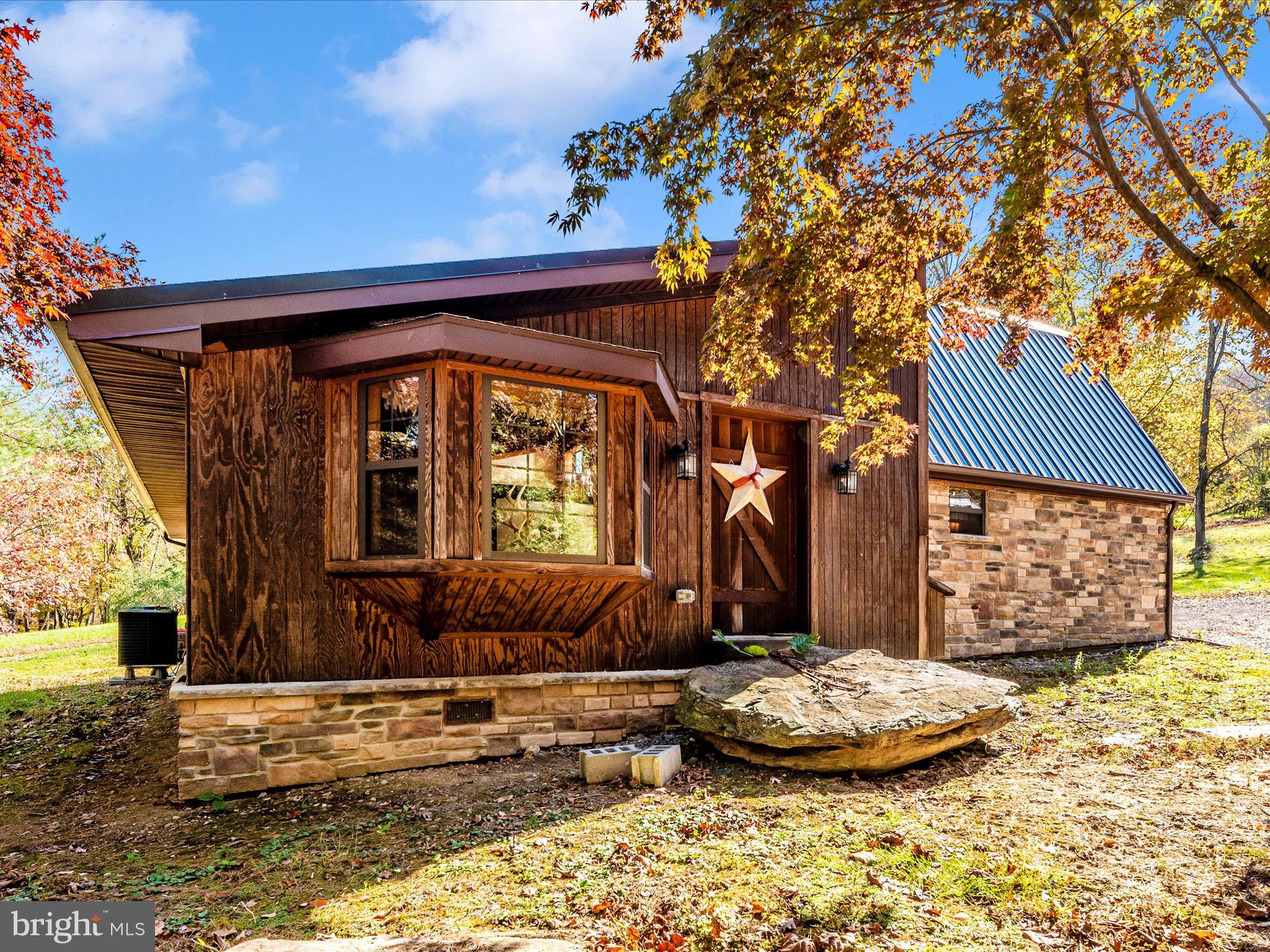 7819 FRIENDS CREEK ROAD