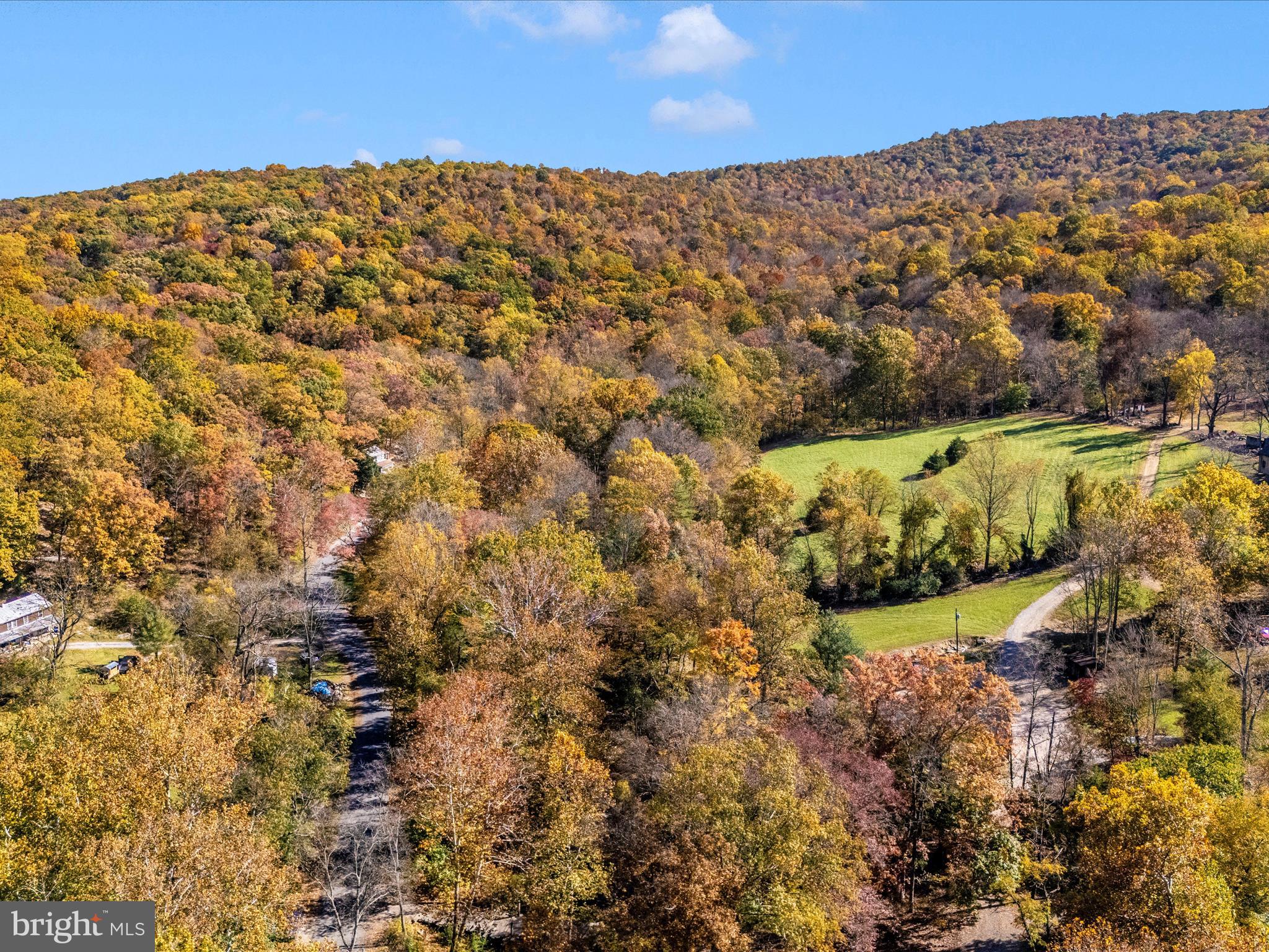 7819 FRIENDS CREEK ROAD