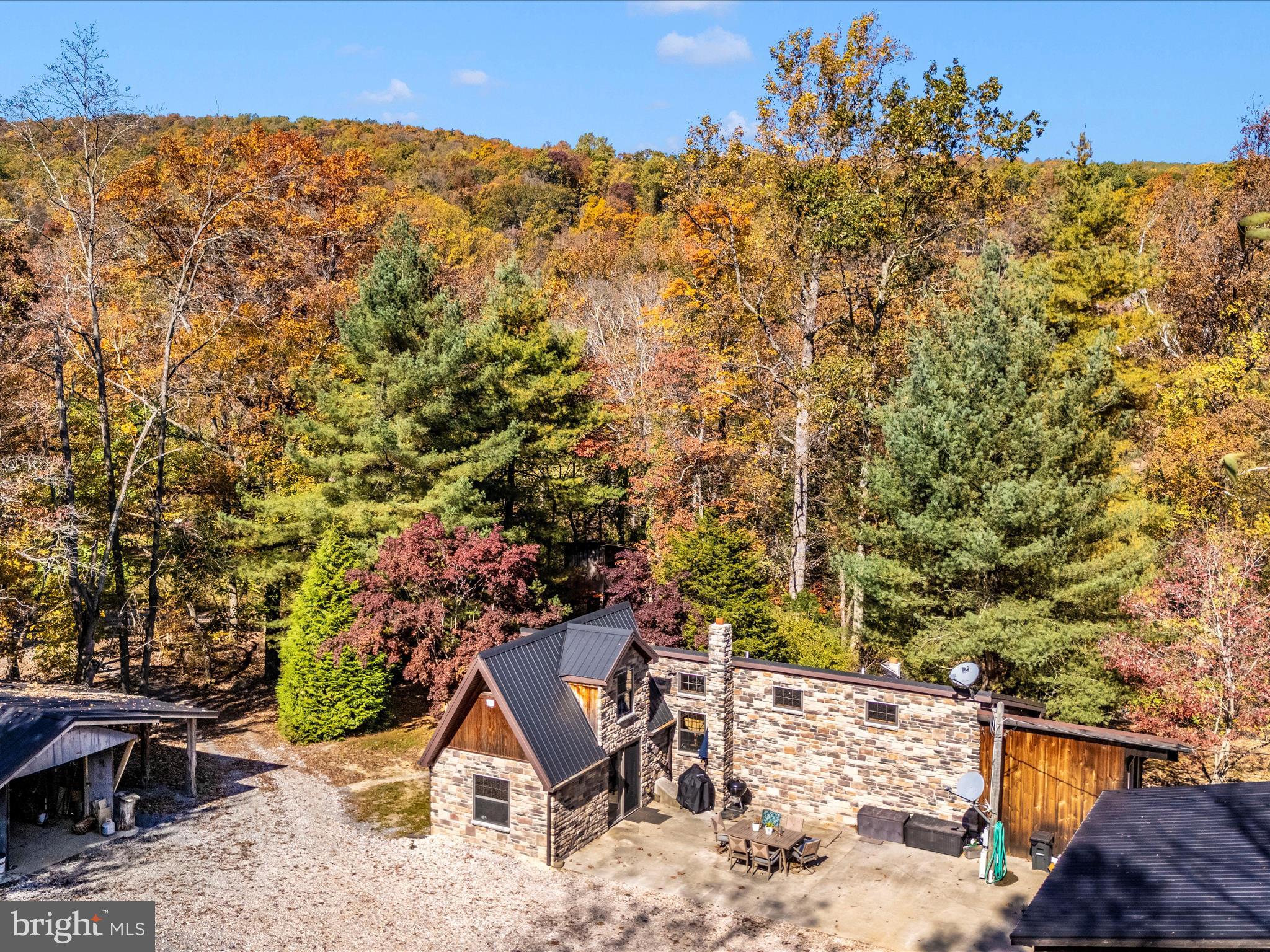 7819 FRIENDS CREEK ROAD