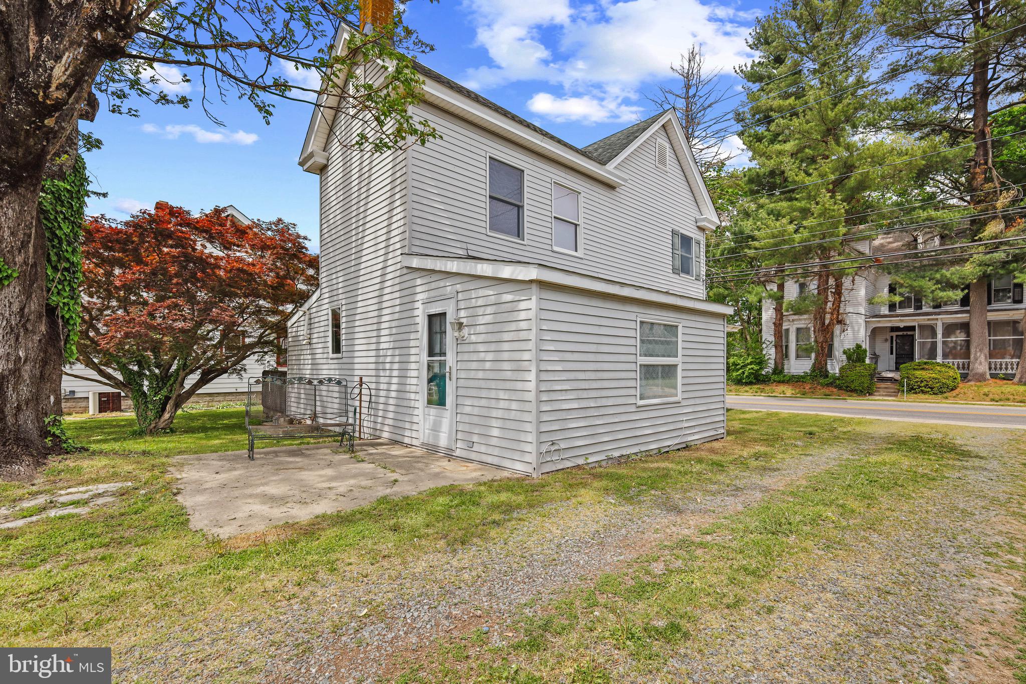 112 WALNUT STREET