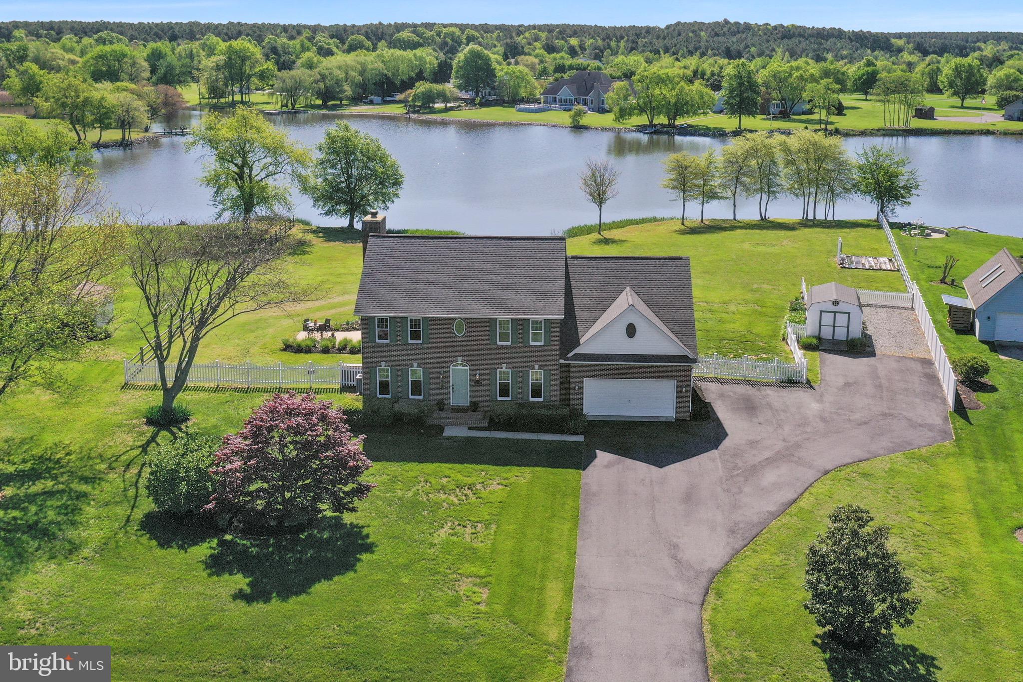 321 S LAKE DRIVE