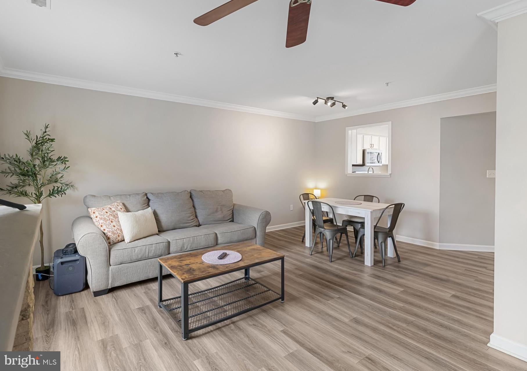 116 CREEKSIDE COMMONS COURT