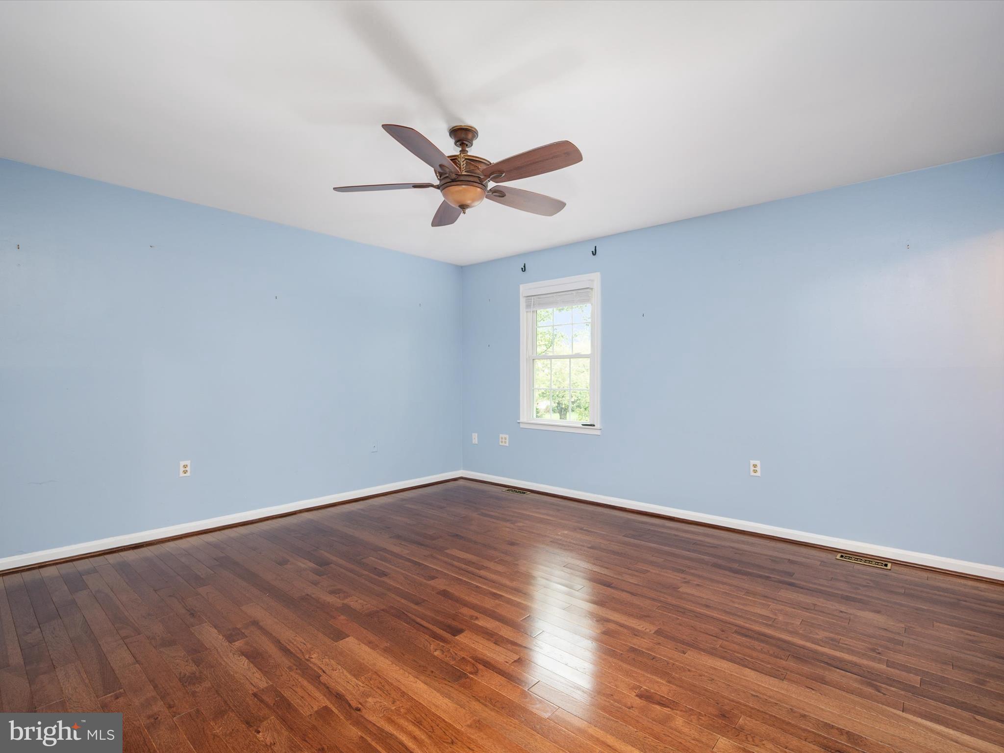 317 COLUMBIA LANE