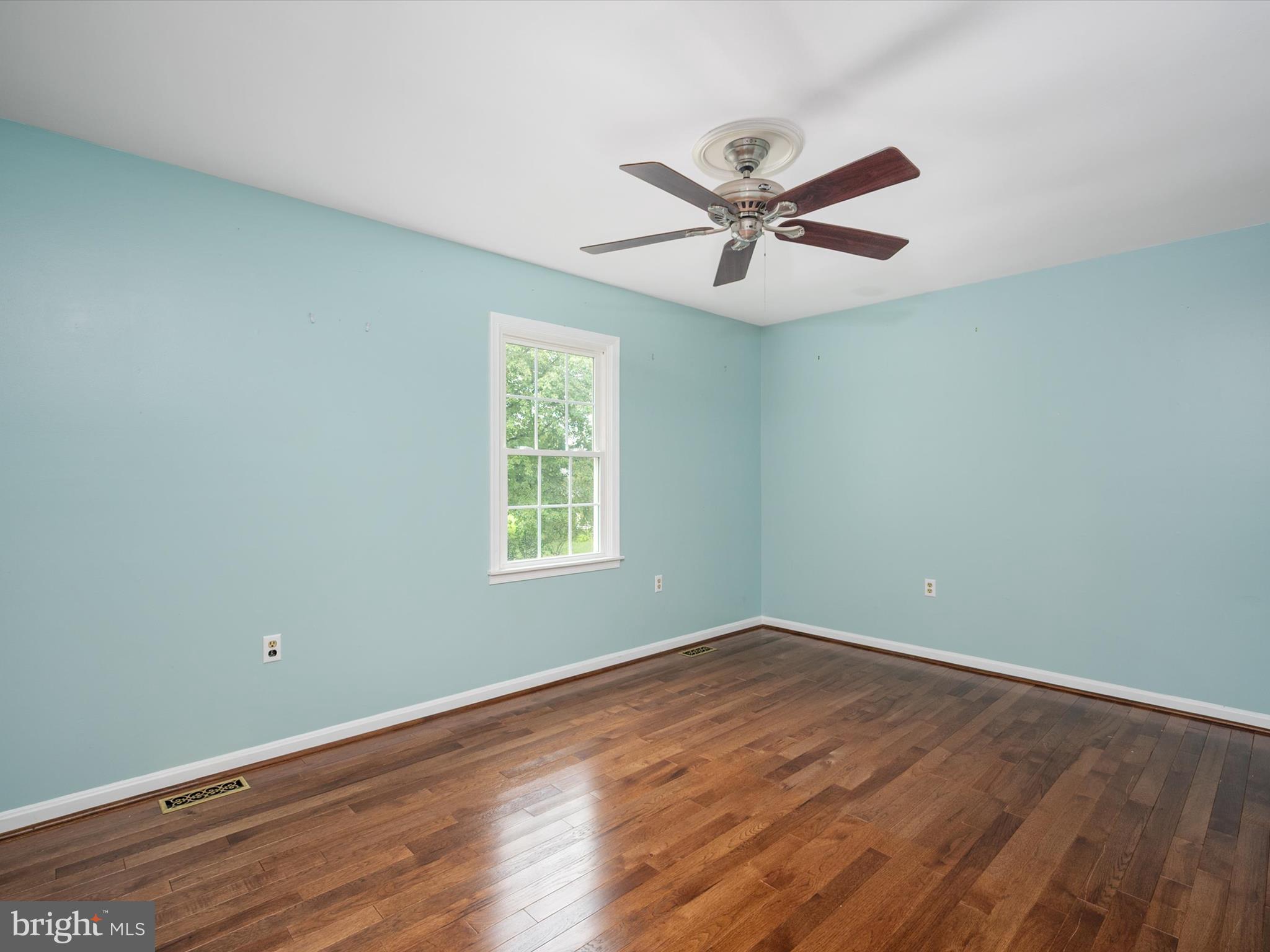 317 COLUMBIA LANE