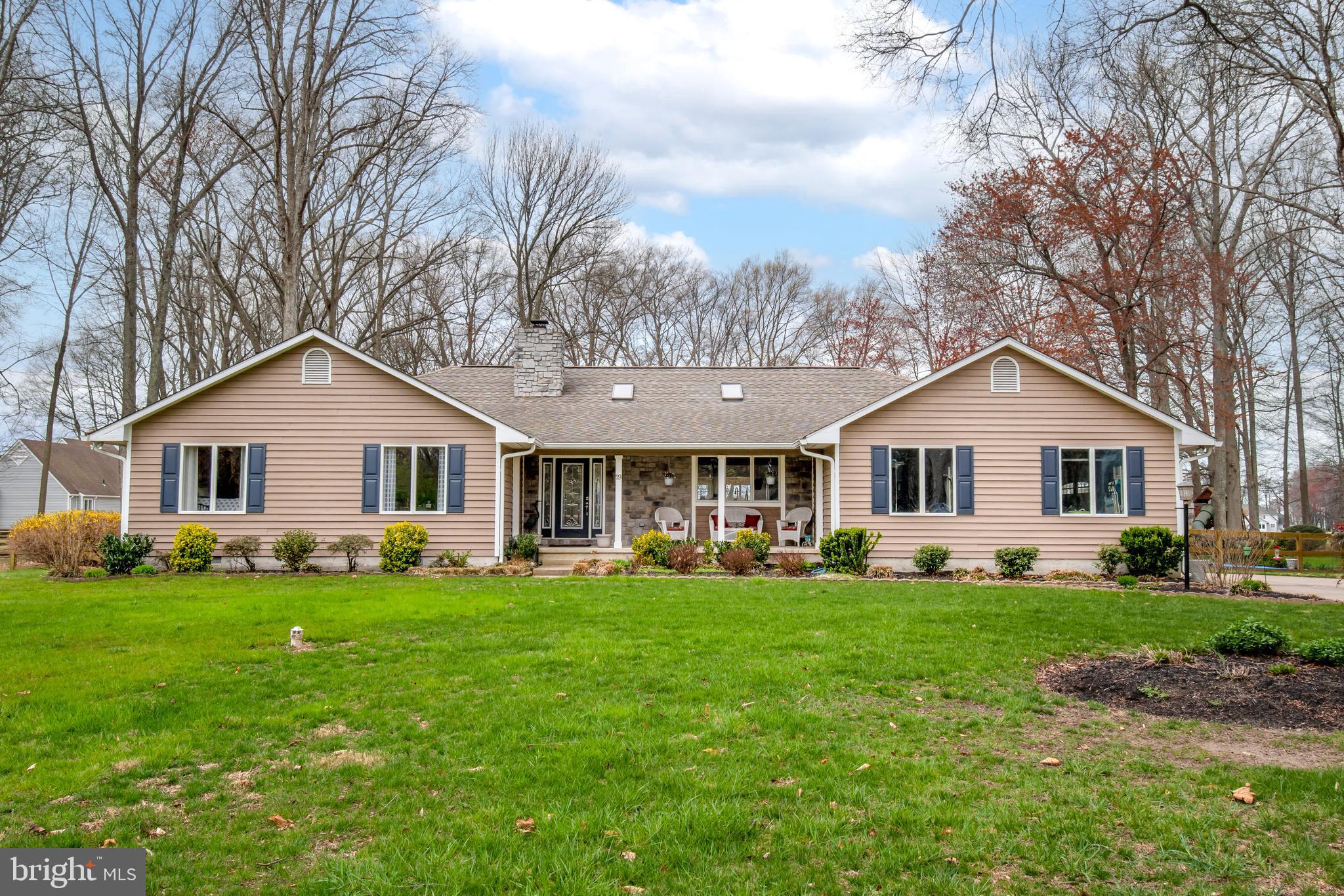 19 GREENWOOD SHOALS