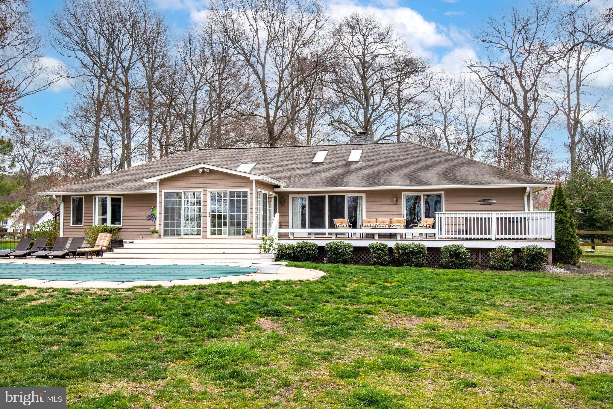 19 GREENWOOD SHOALS