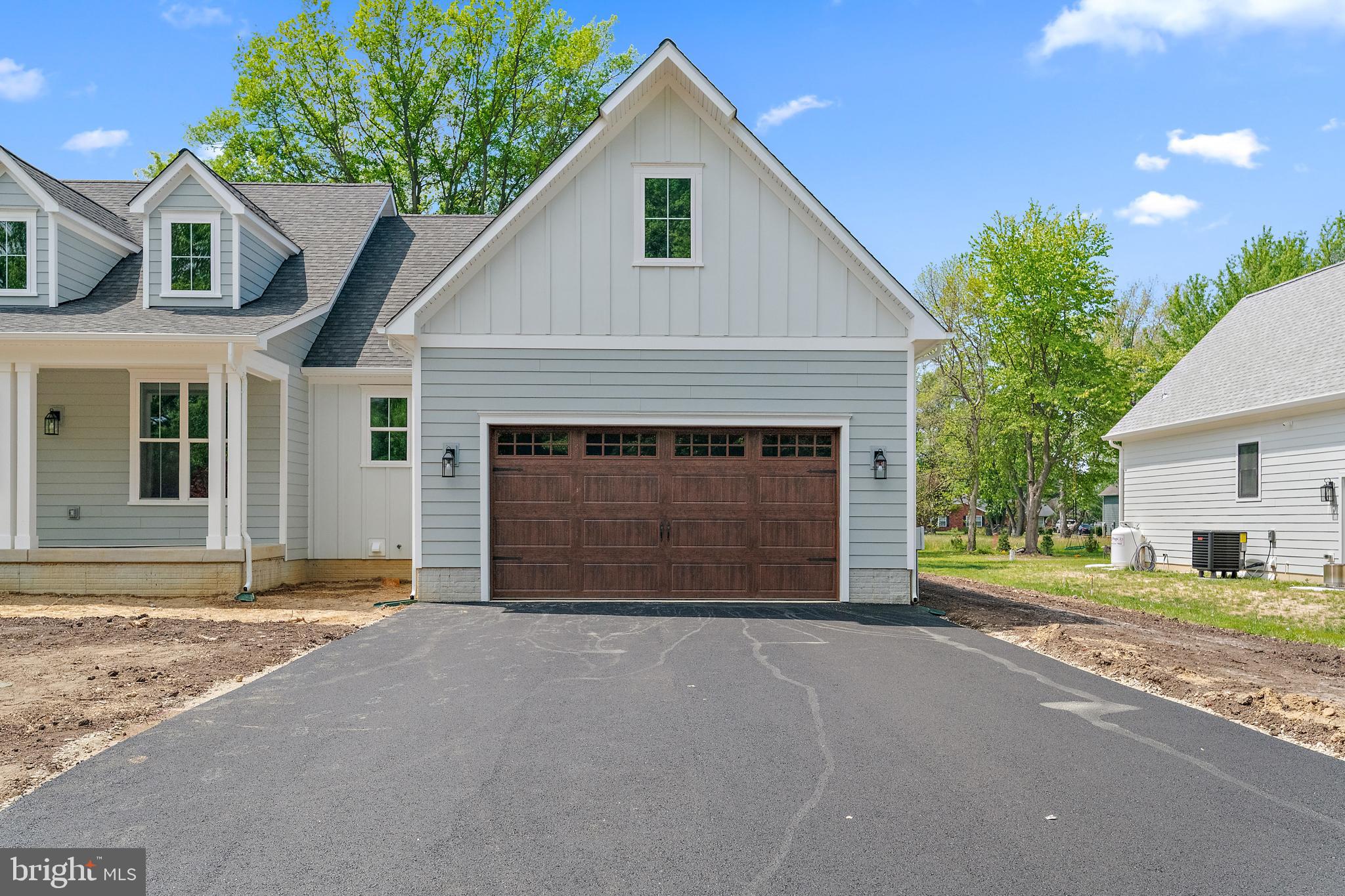 410 5 FARMS DRIVE
