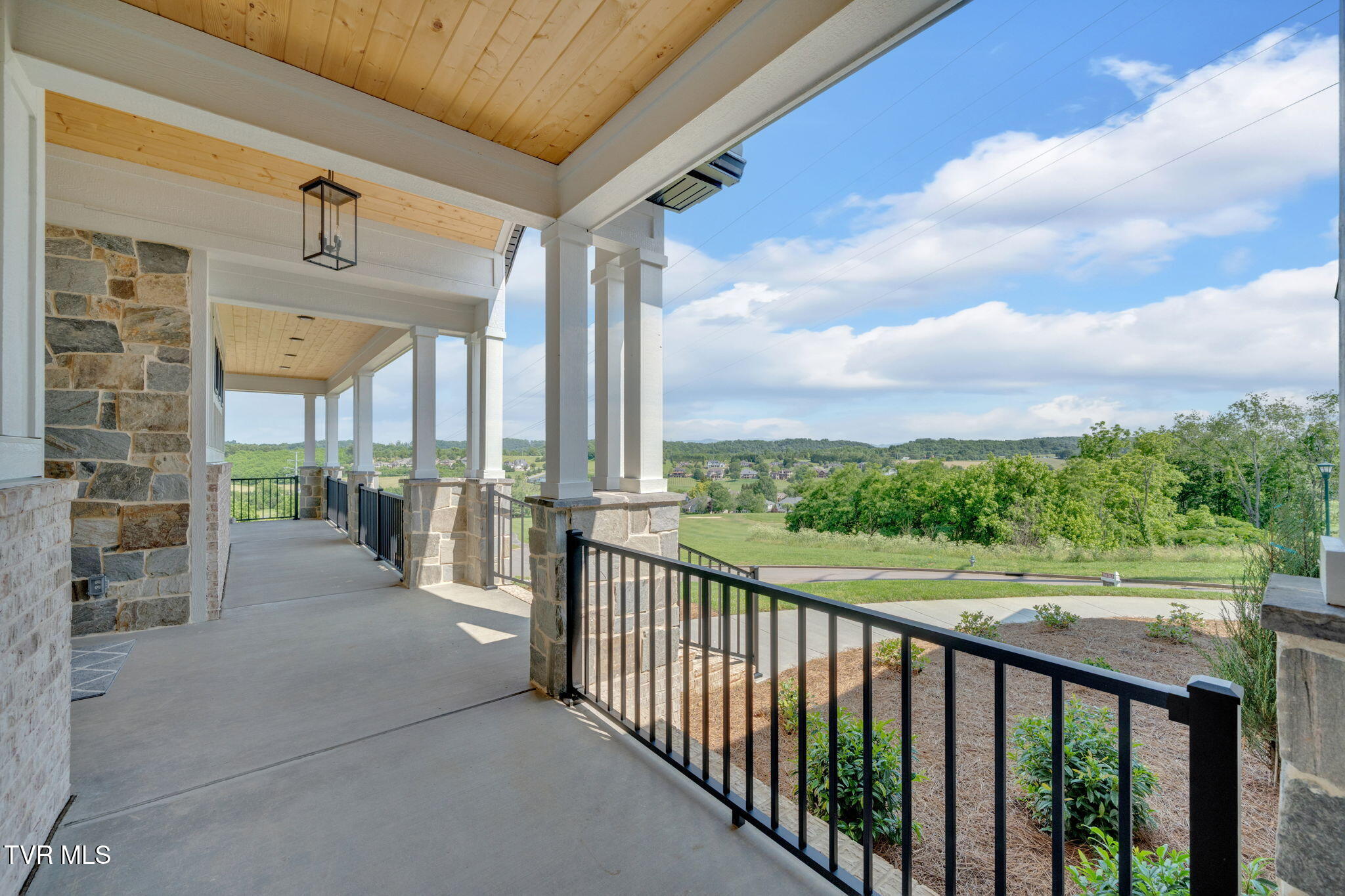 1093 Hawk Nest Court Court