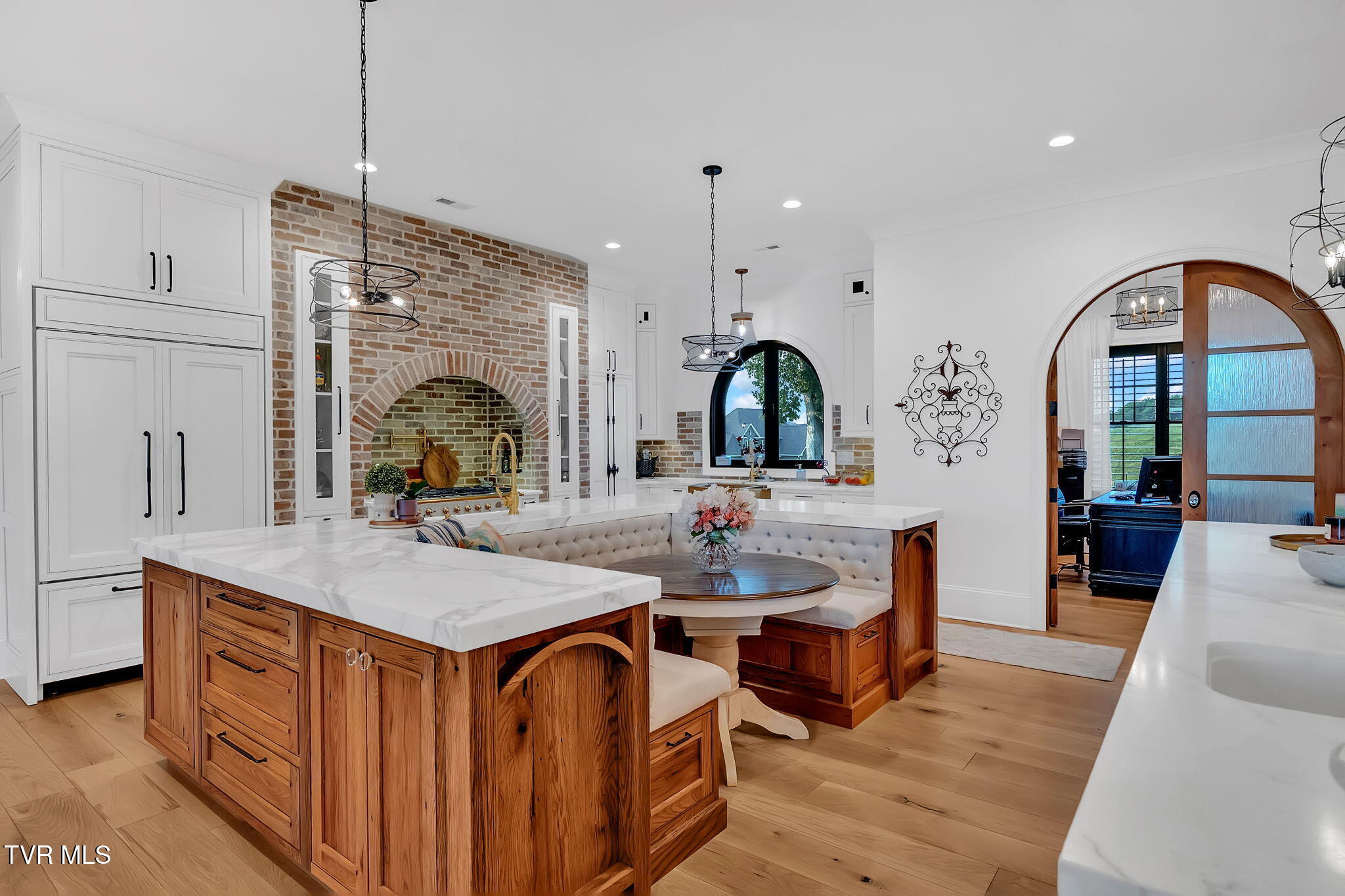 253 Forest Lane N