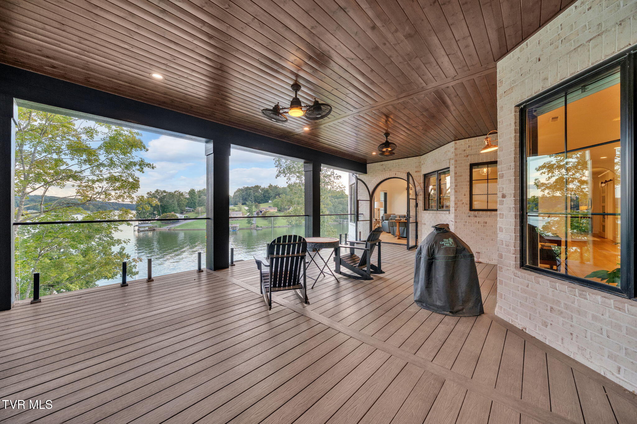 253 Forest Lane N