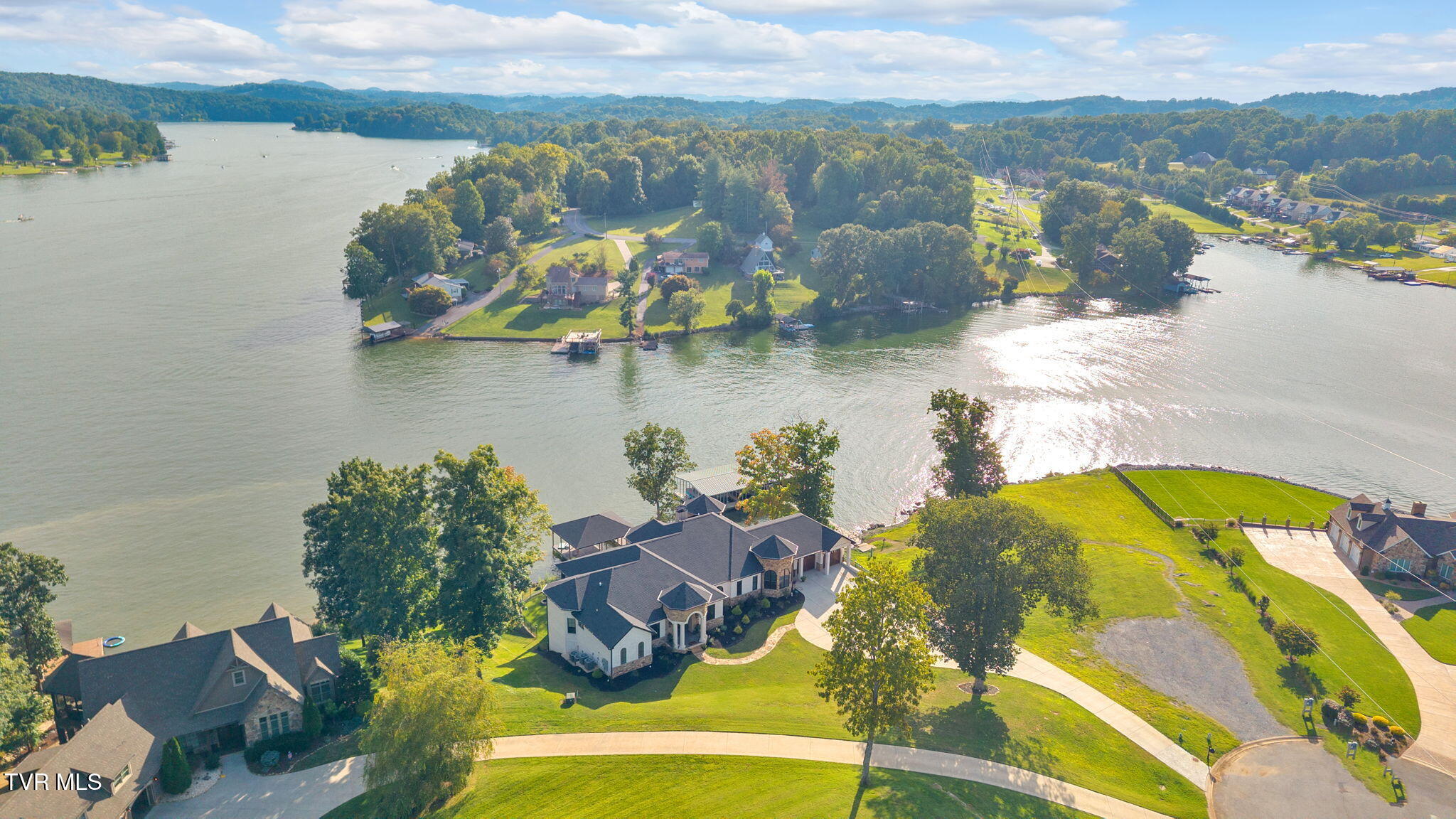 253 Forest Lane N