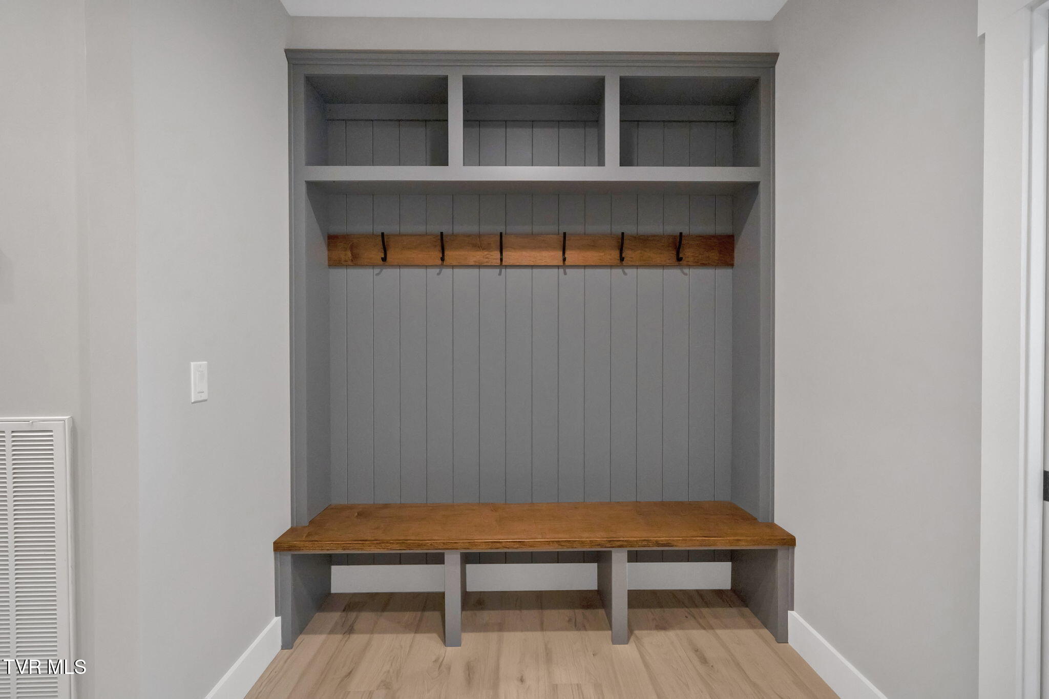 2365 South Hwy 81s, Jonesborough