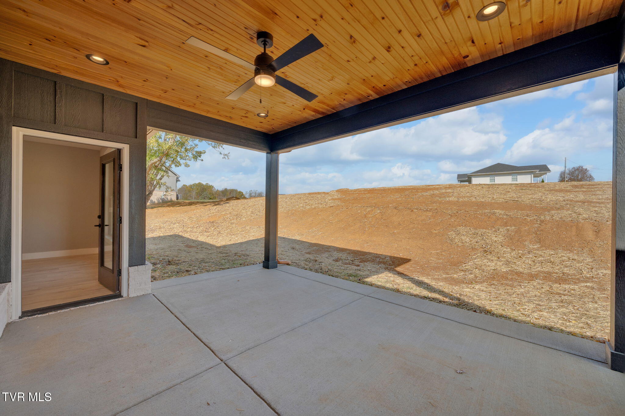 2365 South Hwy 81s, Jonesborough