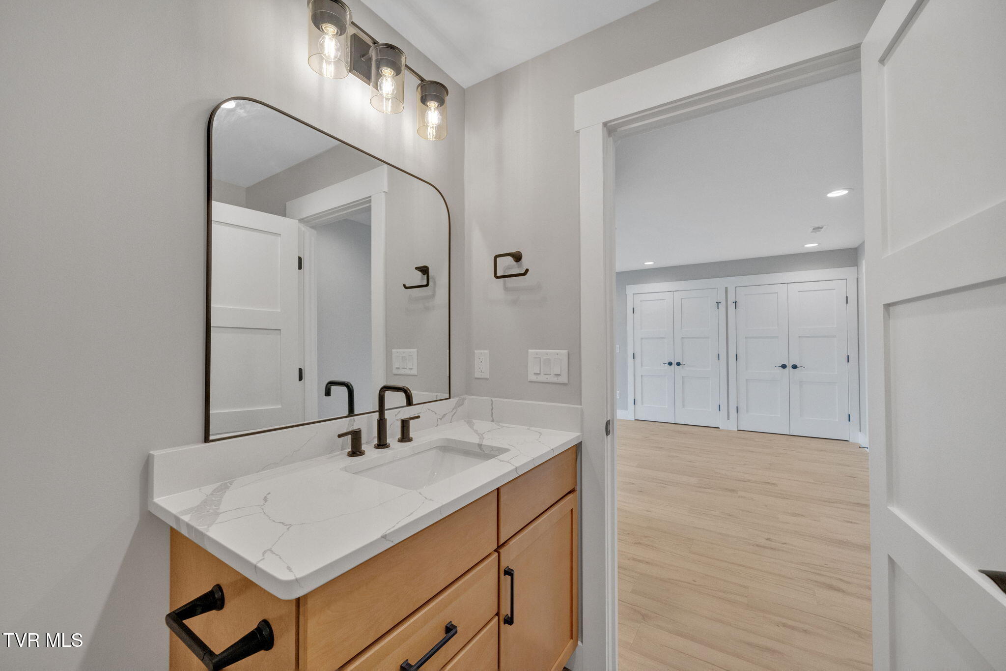 2365 South Hwy 81s, Jonesborough