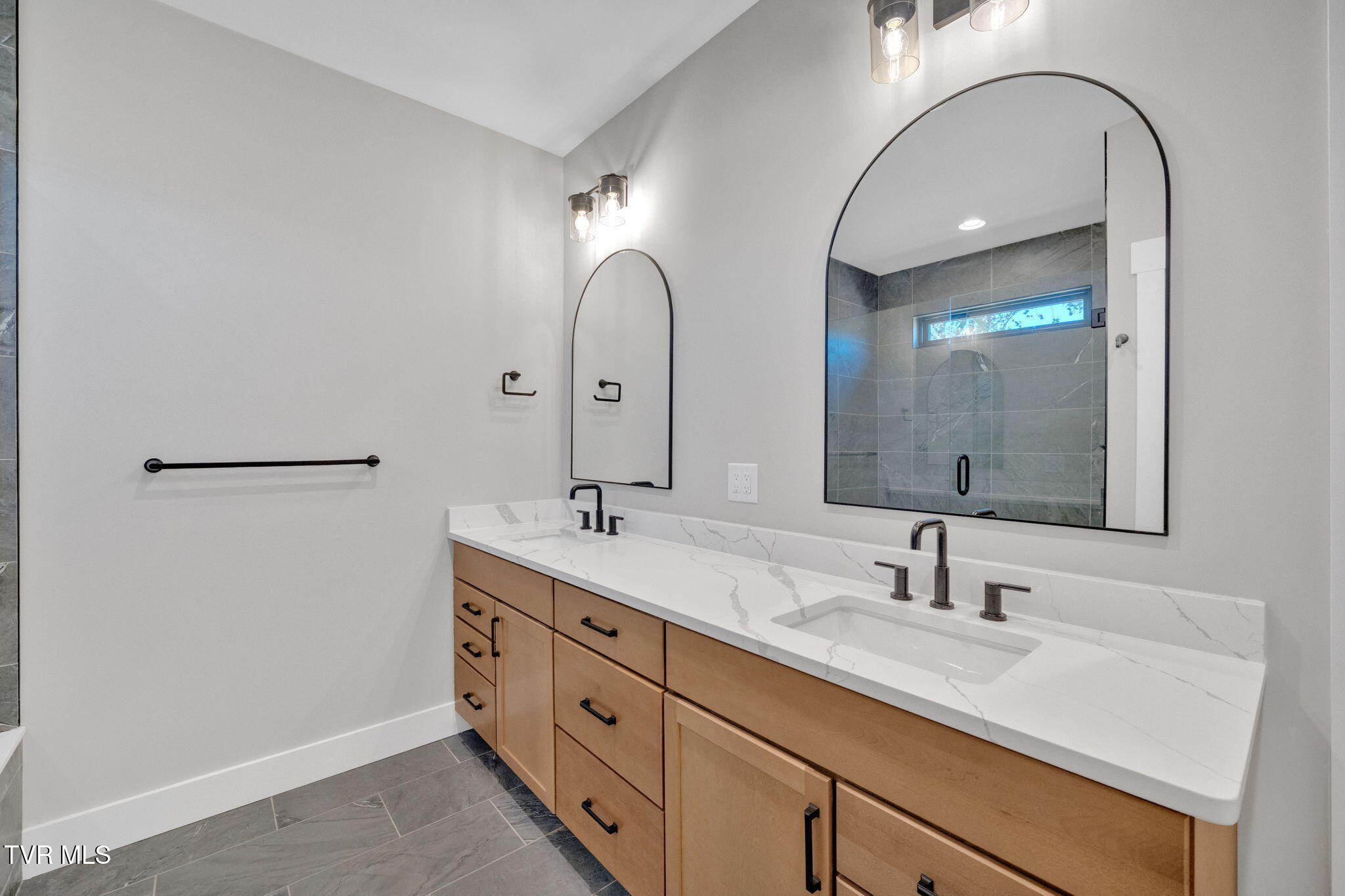 2365 South Hwy 81s, Jonesborough