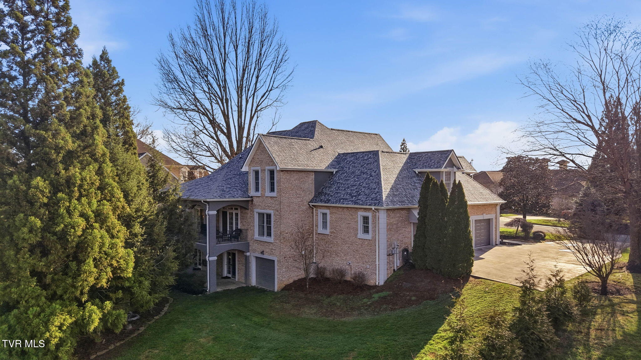 122 Chestnut Ridge Drive