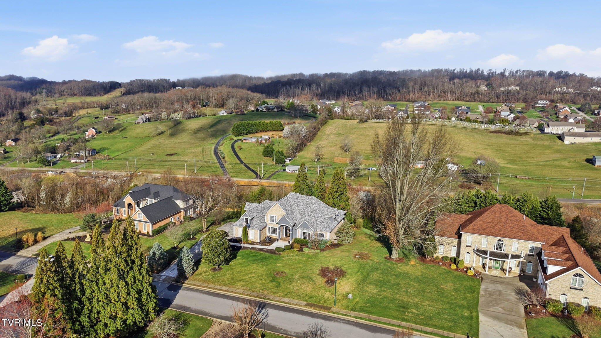 122 Chestnut Ridge Drive