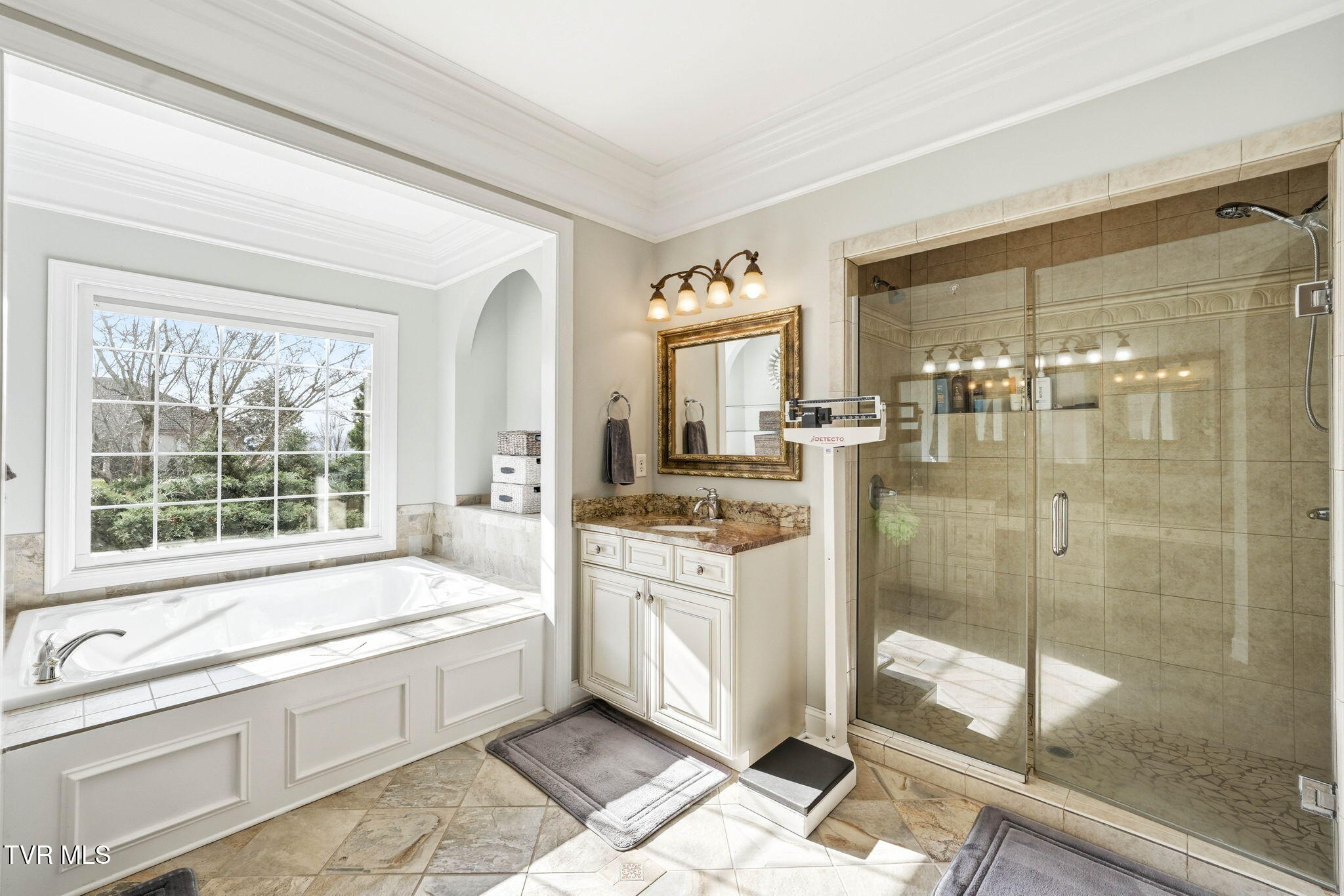 122 Chestnut Ridge Drive