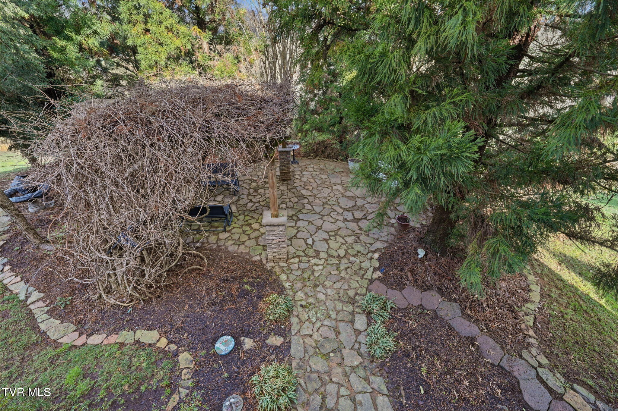 122 Chestnut Ridge Drive