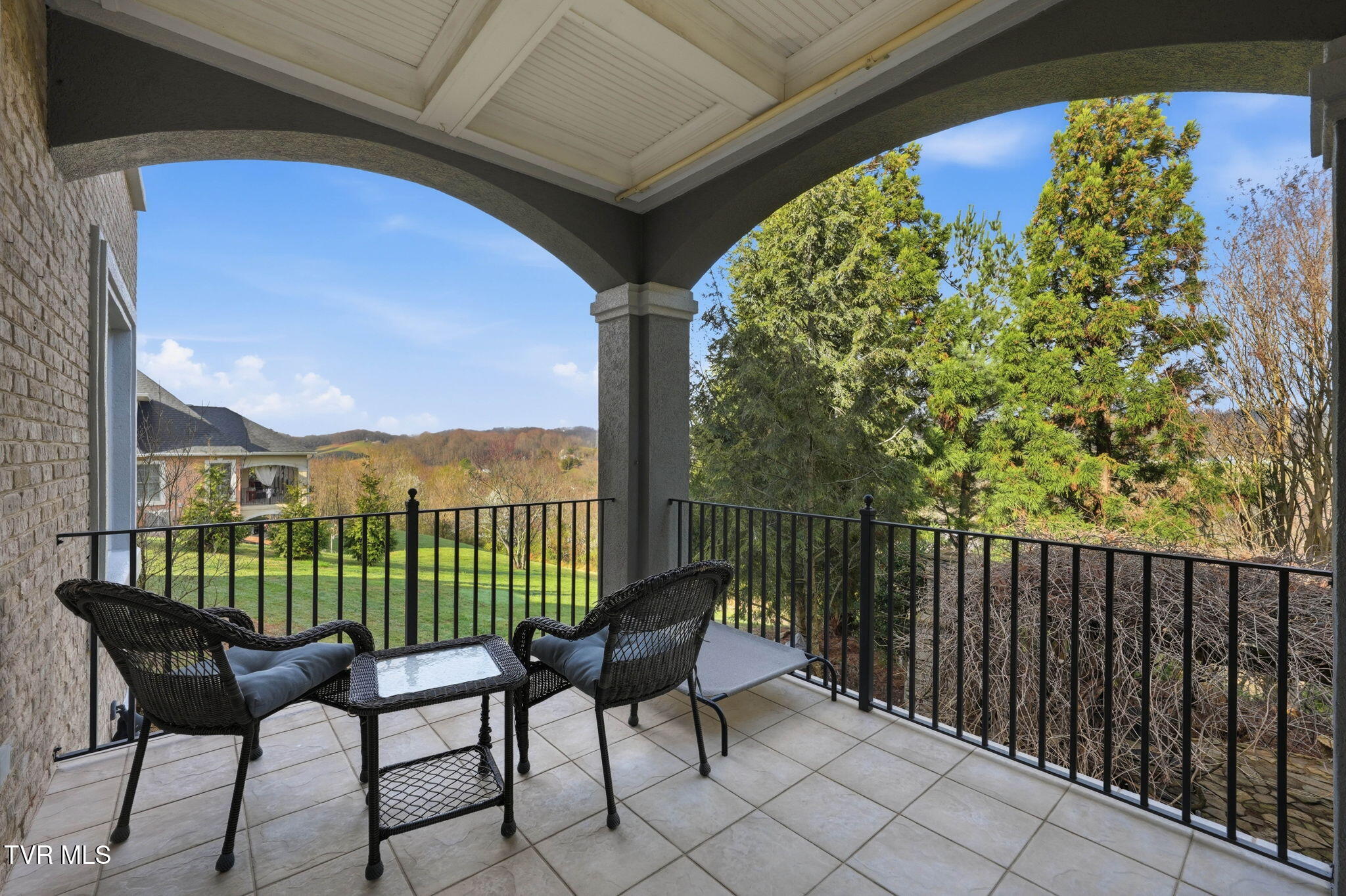 122 Chestnut Ridge Drive