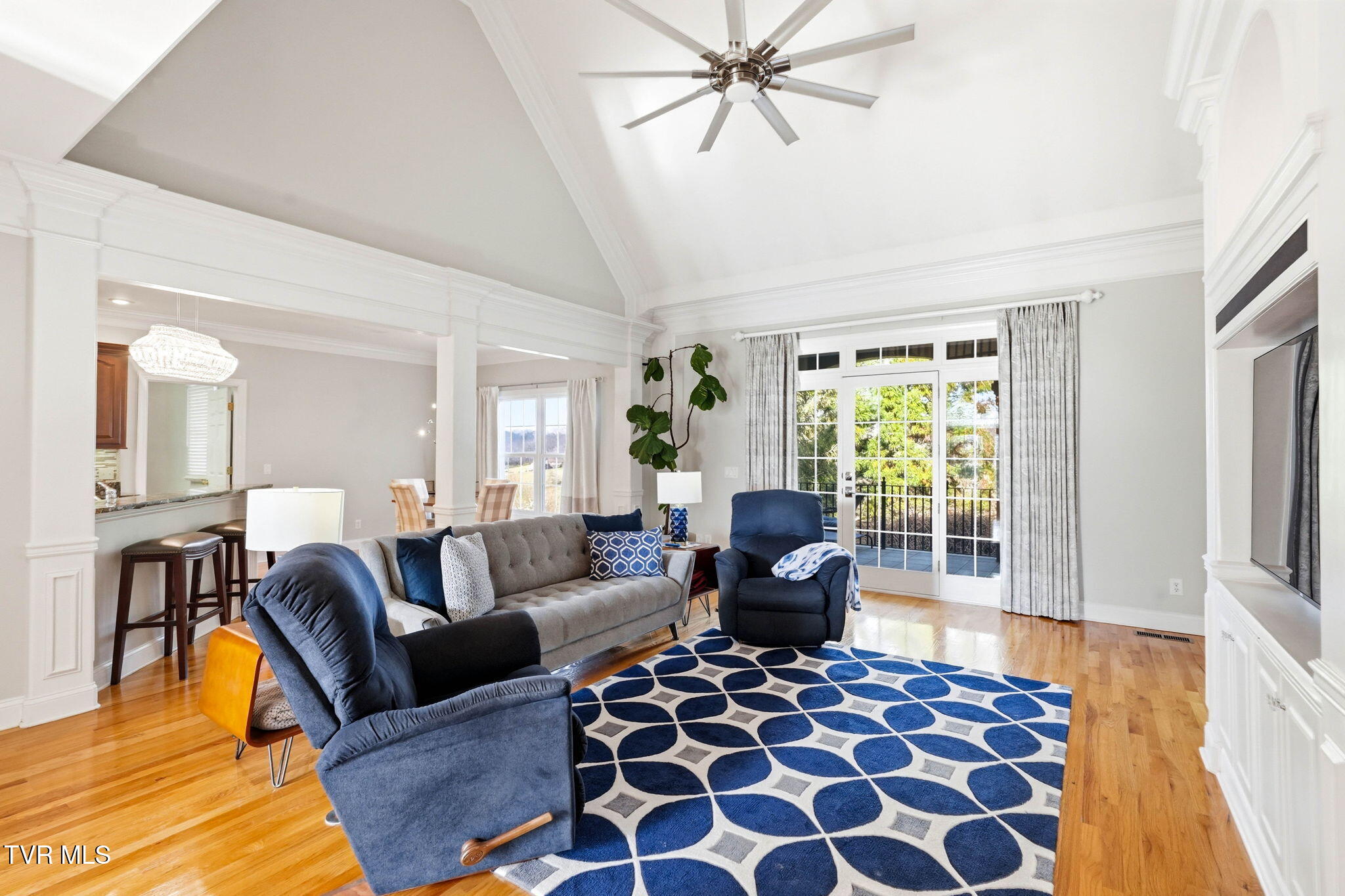 122 Chestnut Ridge Drive