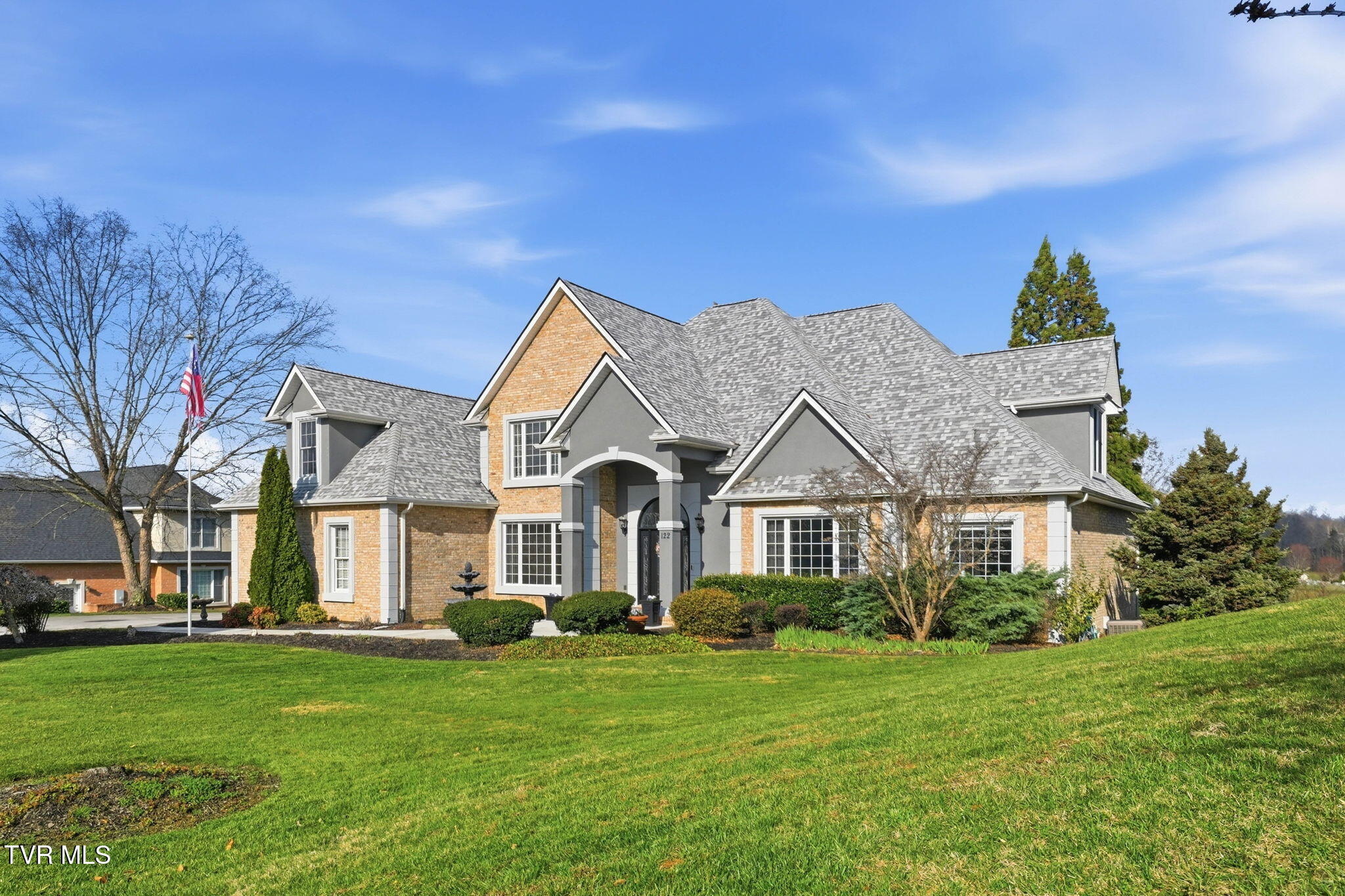 122 Chestnut Ridge Drive