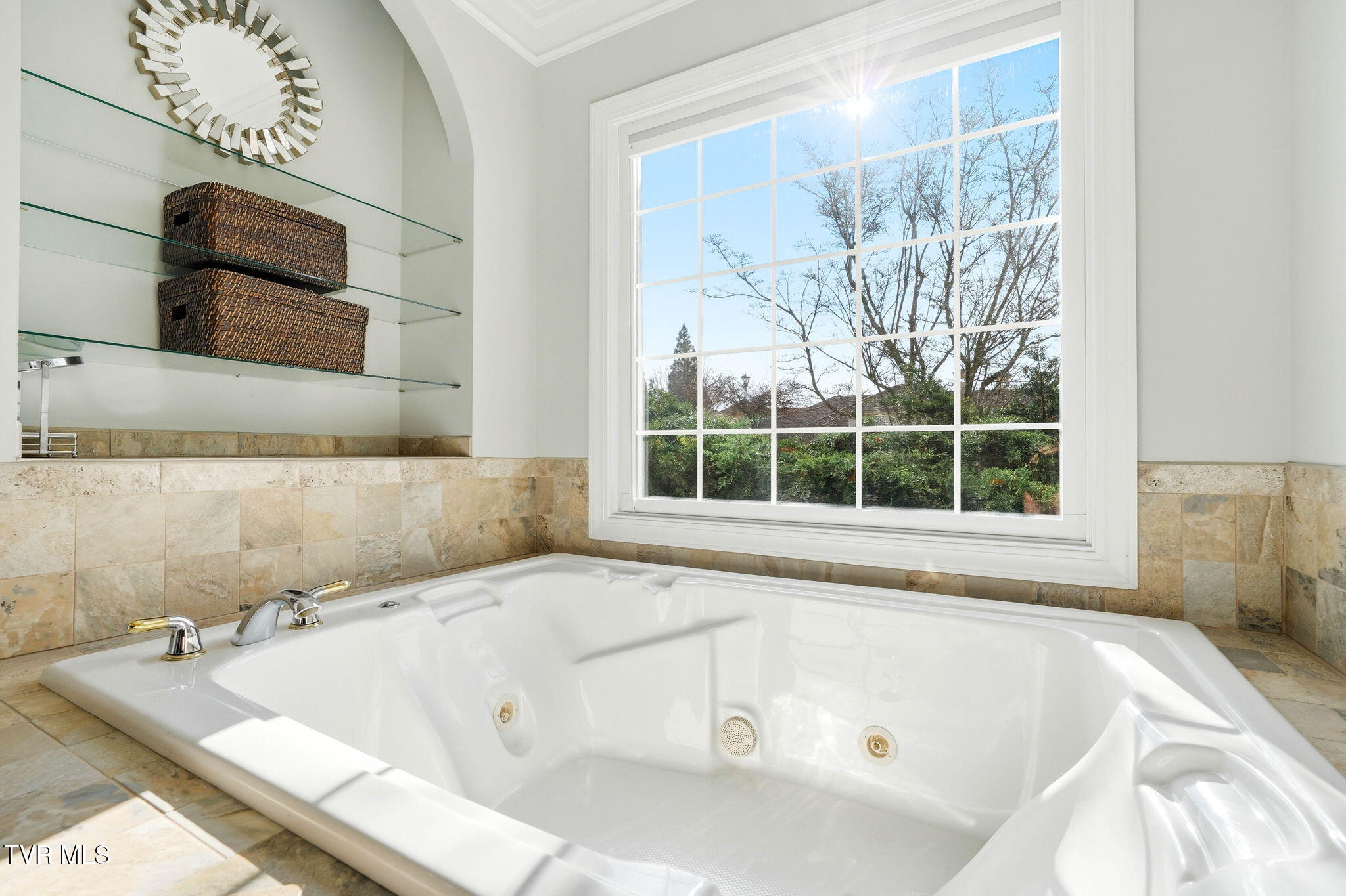 122 Chestnut Ridge Drive