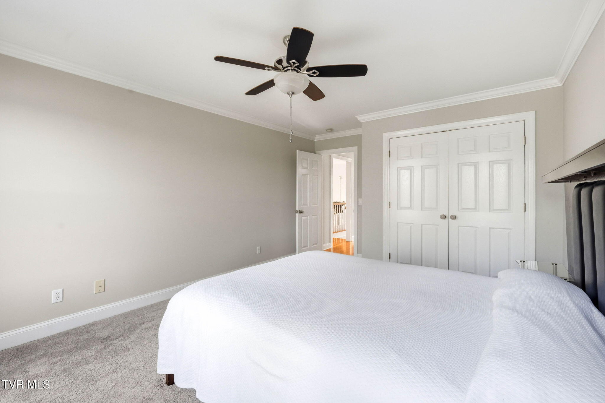 122 Chestnut Ridge Drive