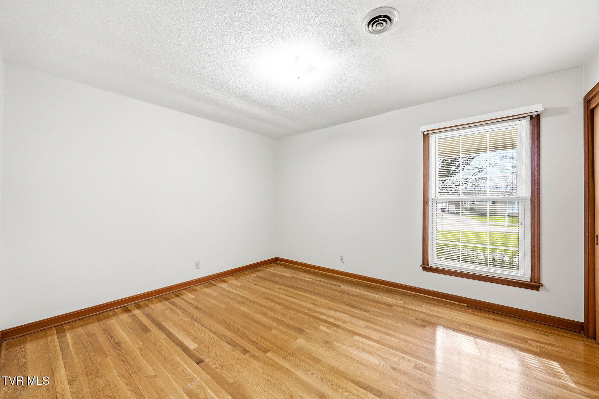 805 Hiwassee Heights Drive