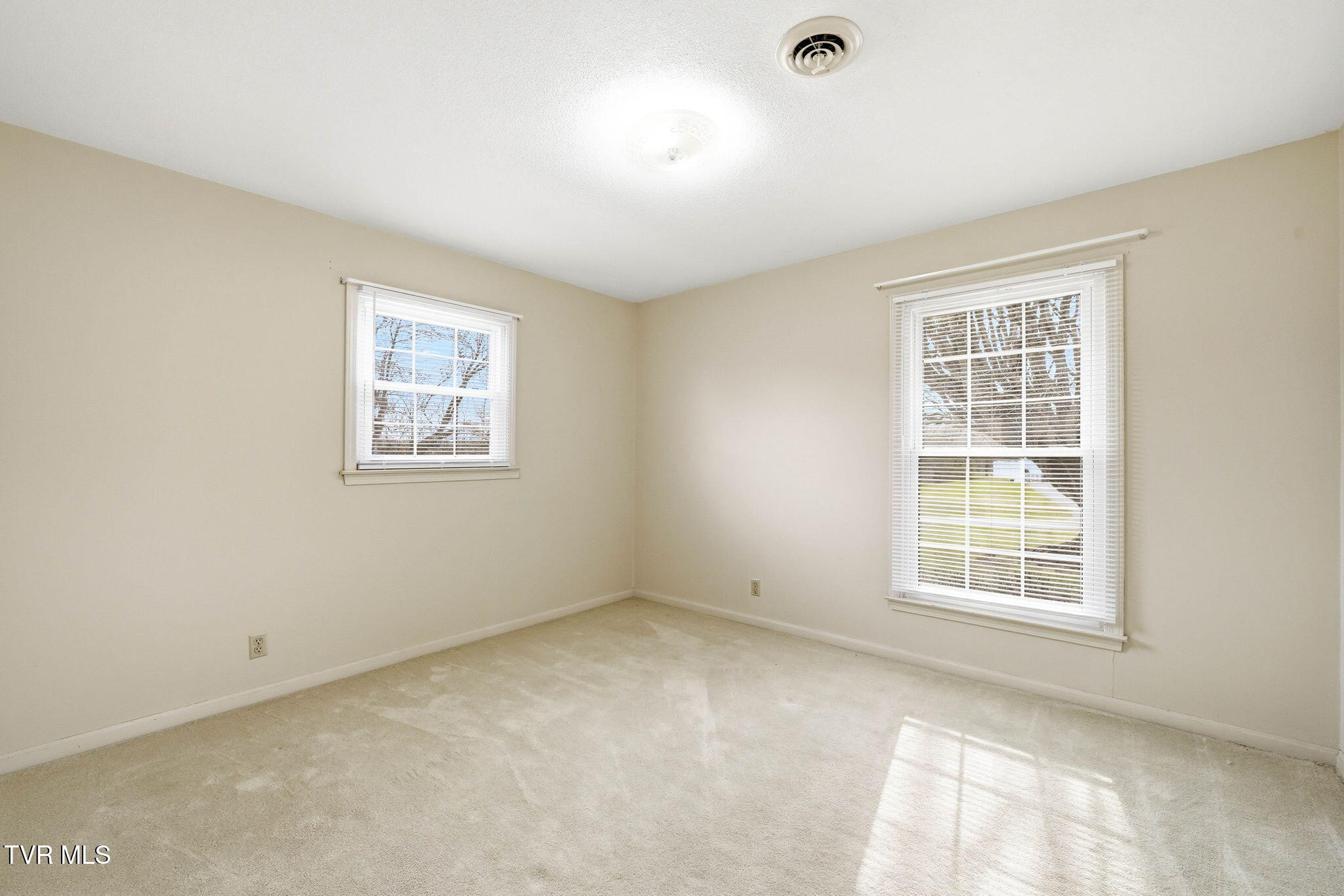 805 Hiwassee Heights Drive