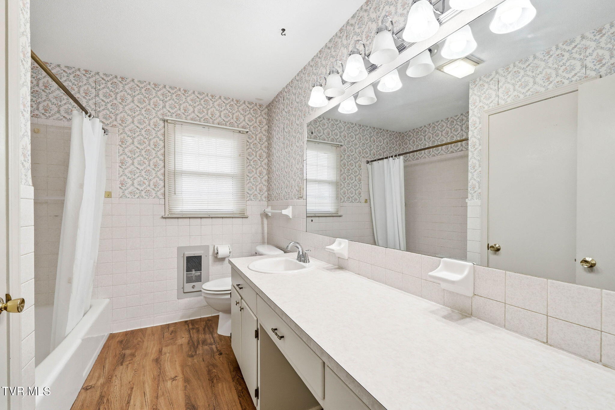 805 Hiwassee Heights Drive