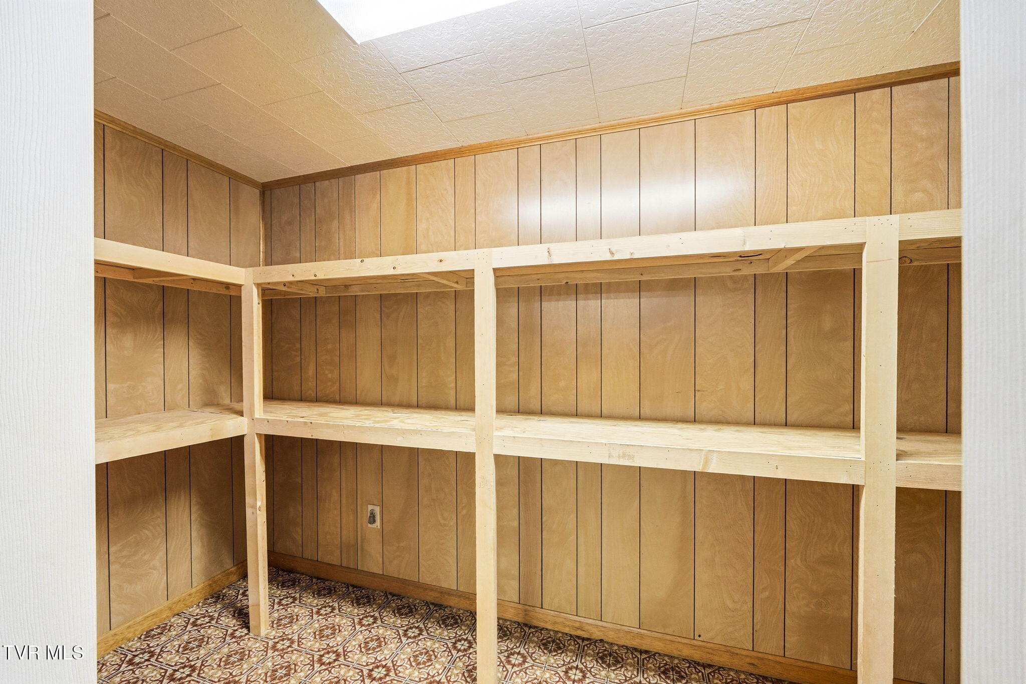 805 Hiwassee Heights Drive