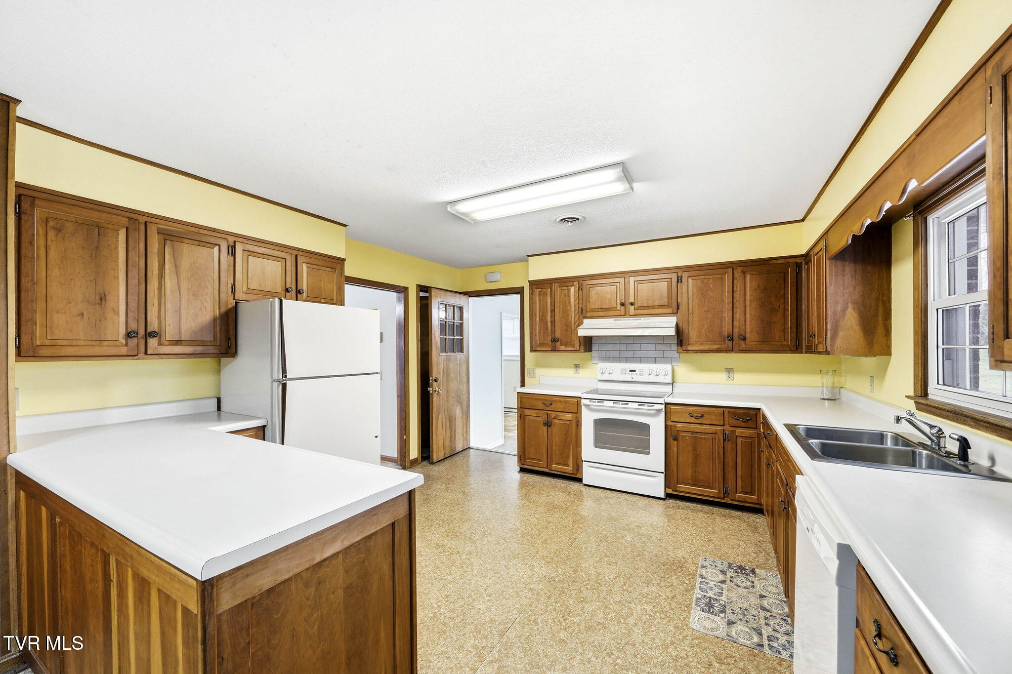 805 Hiwassee Heights Drive