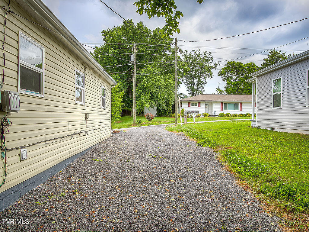 138 Grandview Street