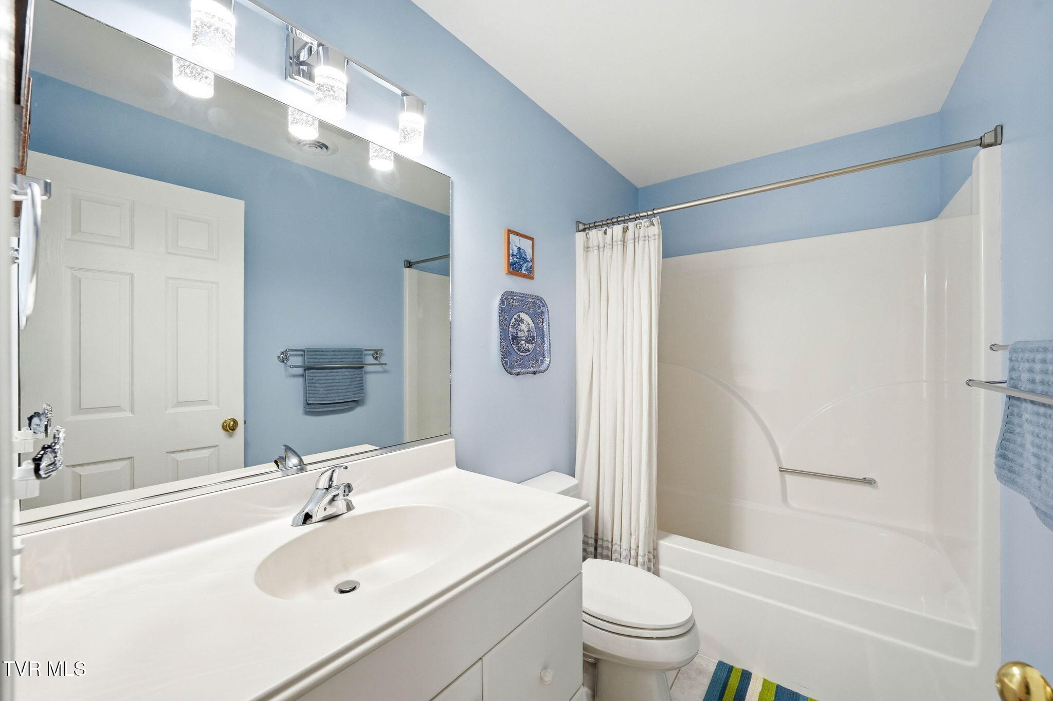 415 Ridge Point Court